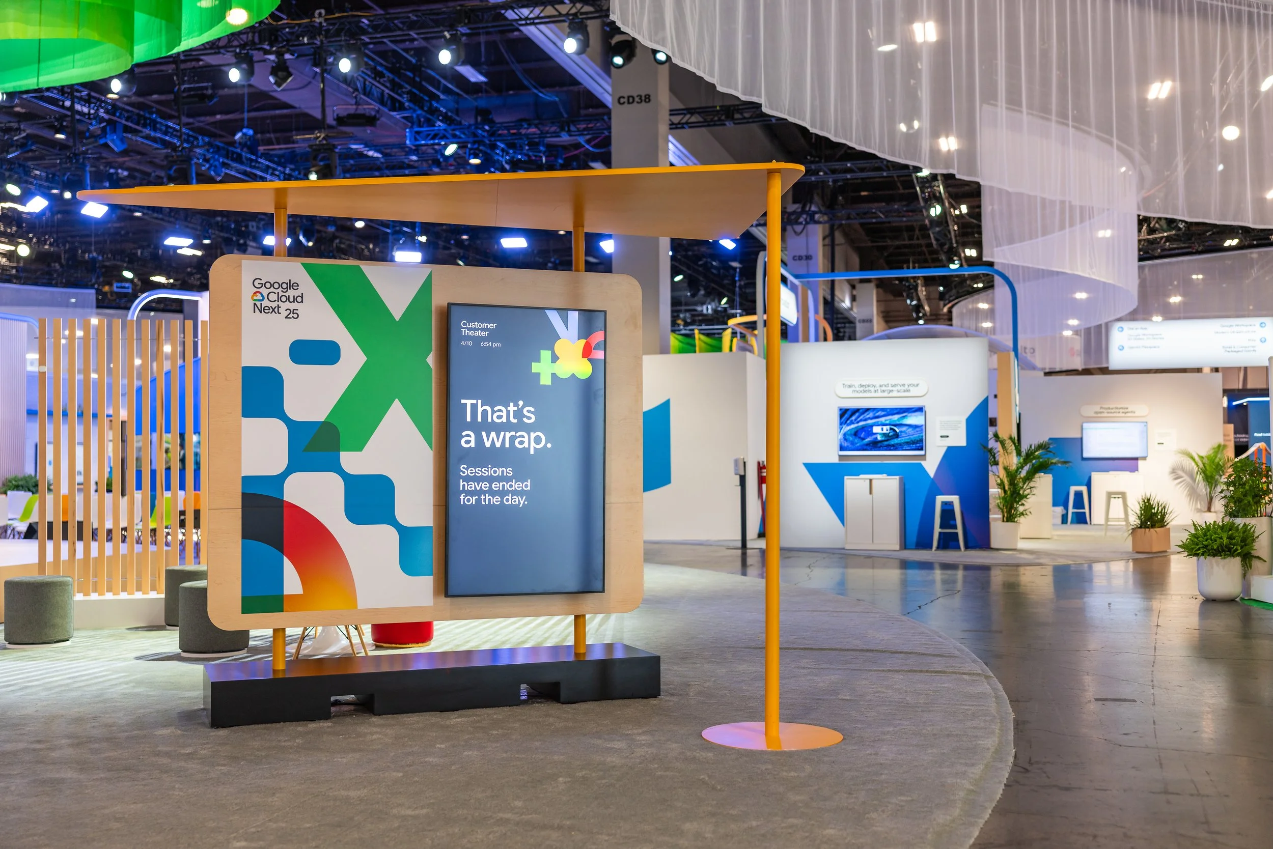 GOOGLENEXT2025_0410_185454-3343_ALIVE.jpg