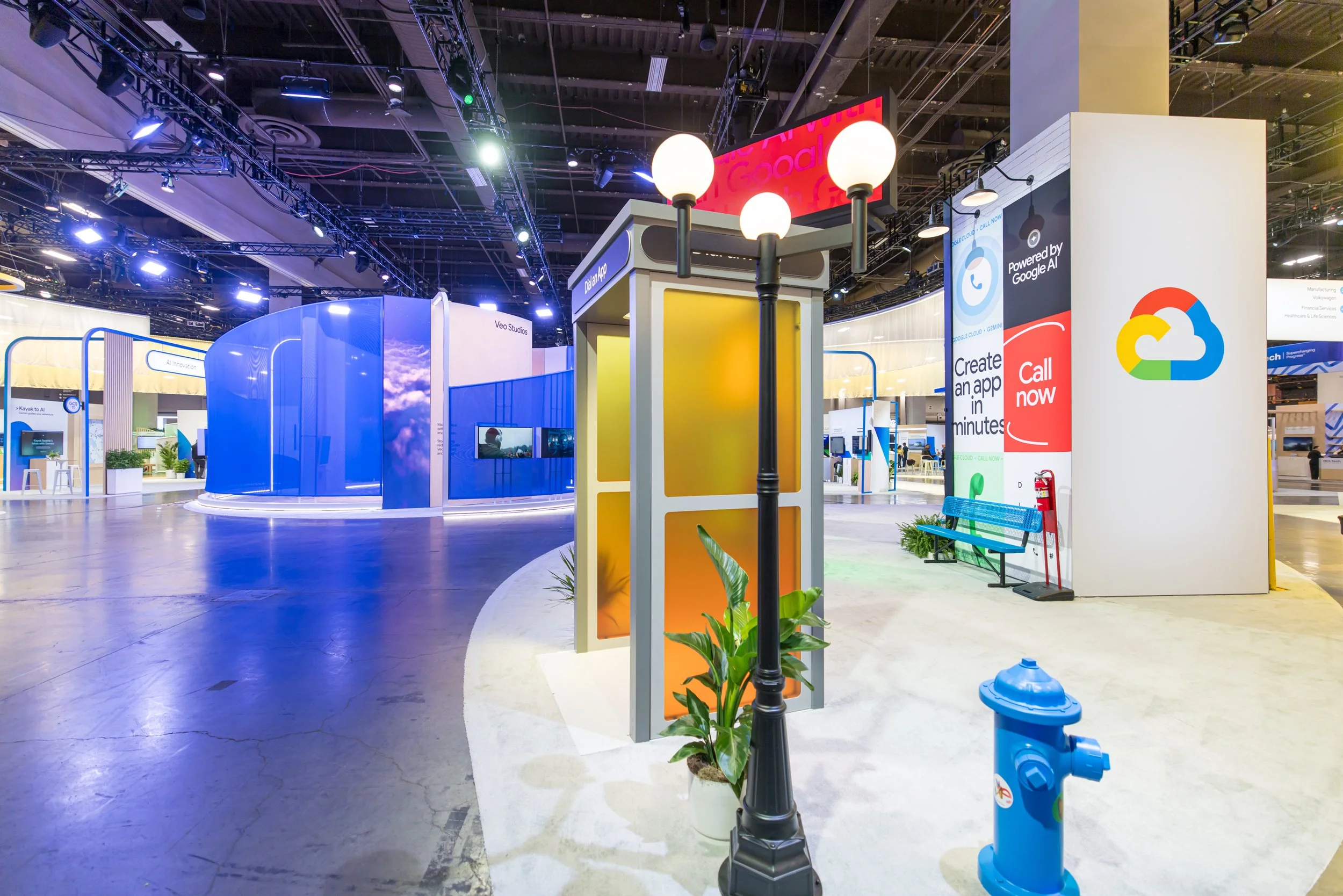 GOOGLENEXT2025_0410_081818-5150_ALIVE.jpg
