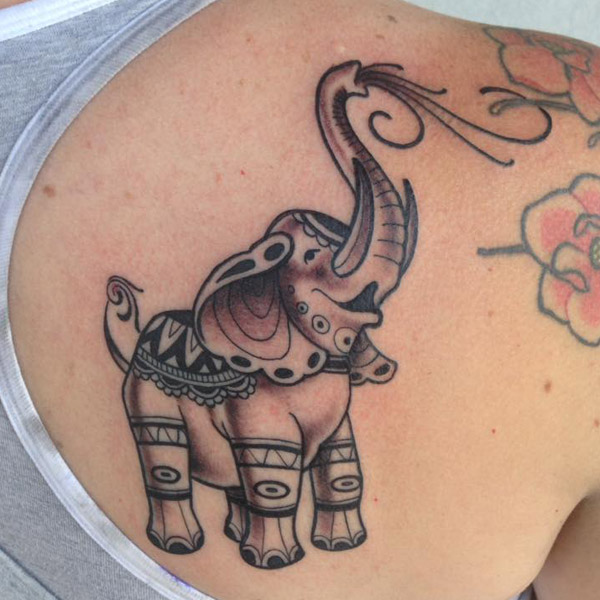 This one is for my Nanny. My Great grandmother who used to collect those little hand carved ivory elephants. She loved those little elephants. As you can see she is watering my branch up there. Felt like a good way to symbolize her. Love you Nanny and will miss you always.