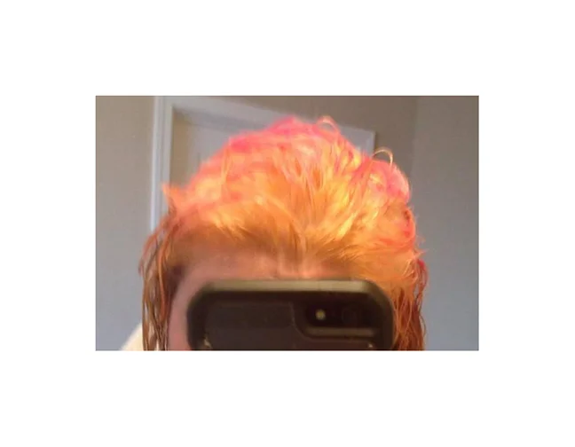 SO yeah we put the bleach all over not just at the roots cause why not right? They wanted it all purple. Well as you see here... the pink tones from the last dye job did NOT bleach out at all. The blue tone did but the pink hung on tight even with an hour of bleaching.