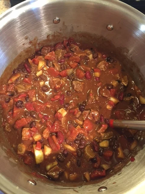 The recipe says to simmer for about 25 minutes, but I think the longer you leave it, the better.