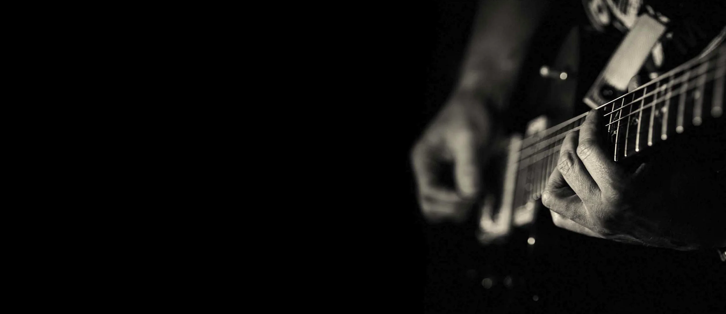 guitarist-bullets.jpg