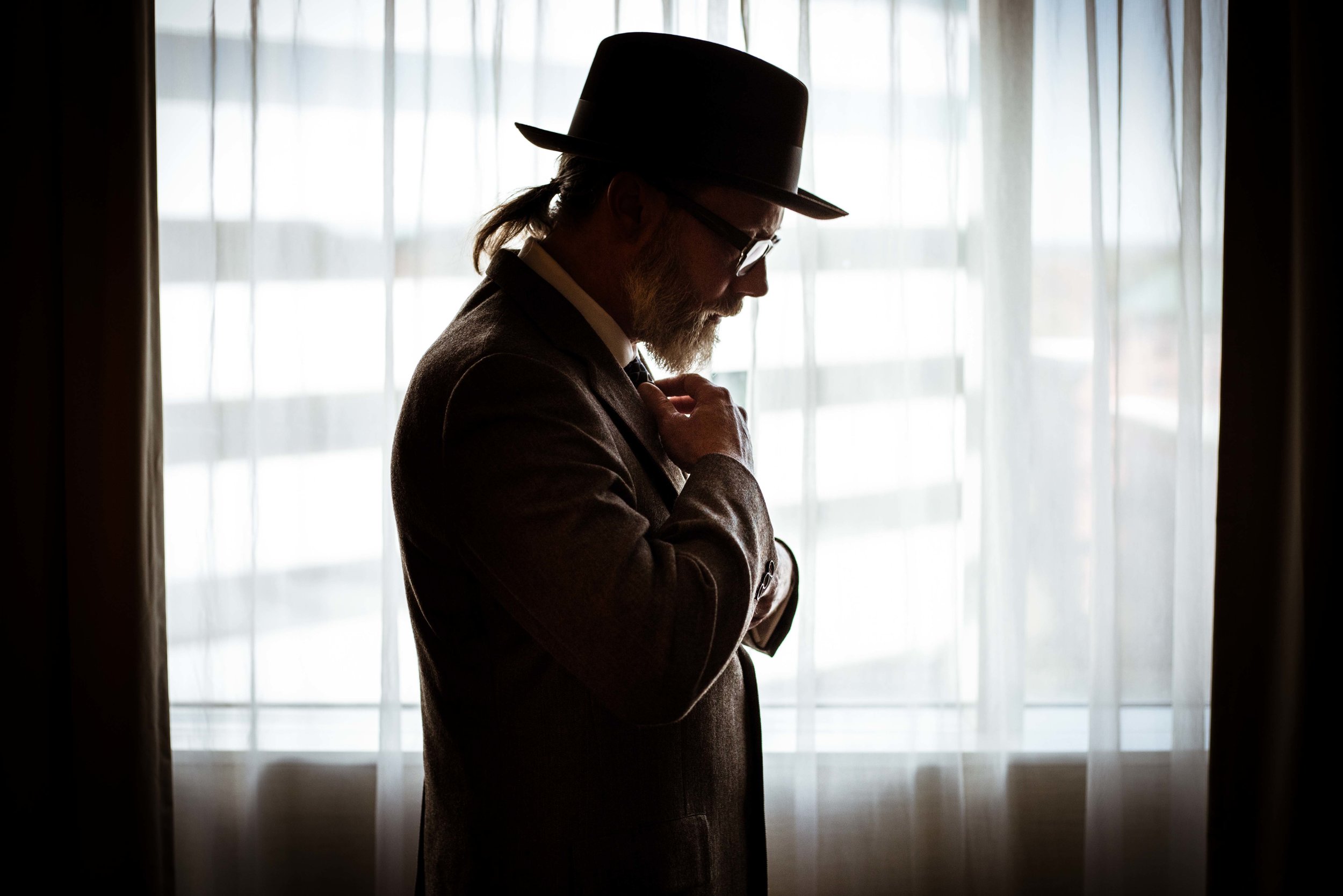  Groom getting ready 