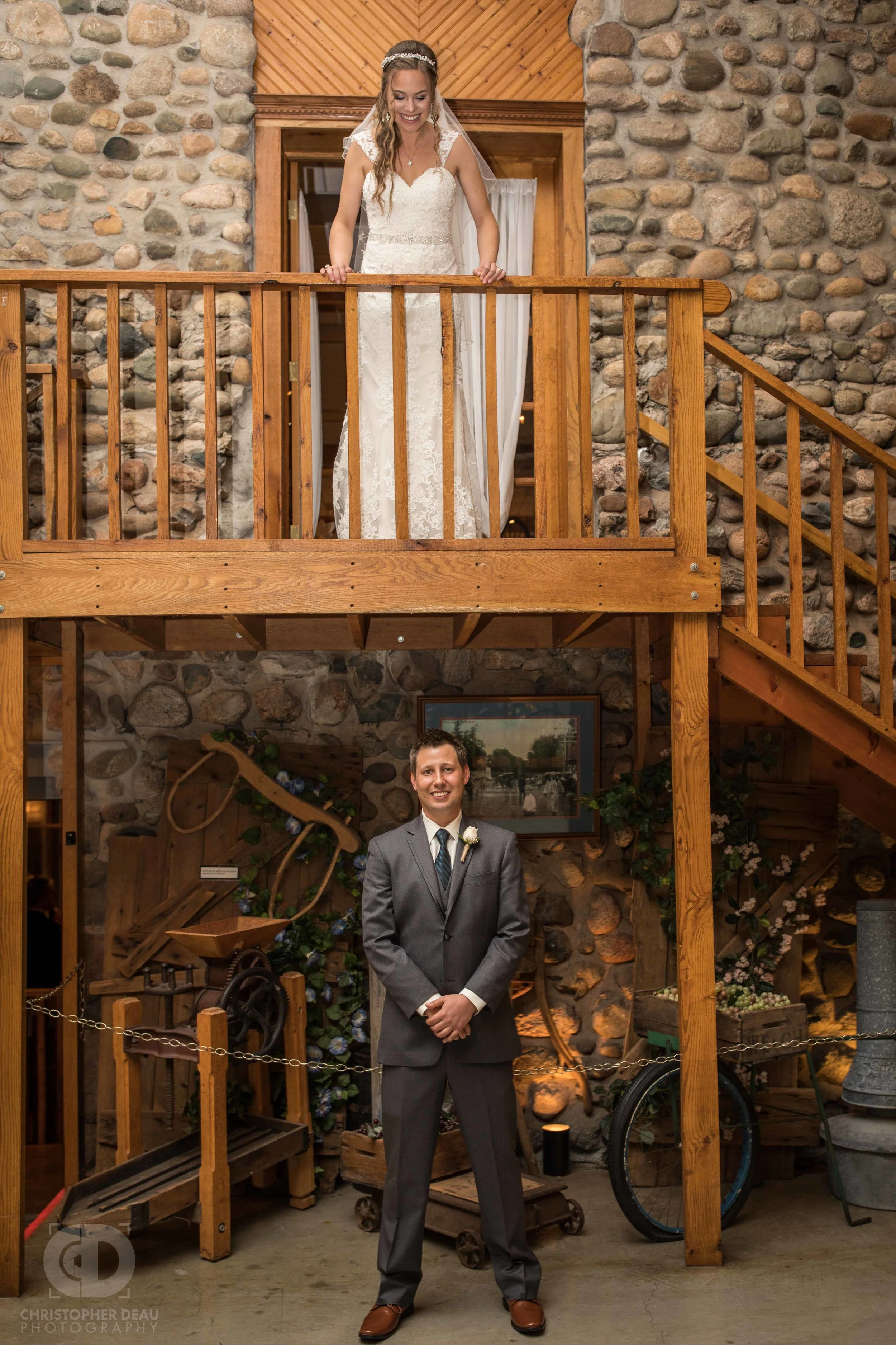 Hidden first look. Bride and Groom remain unseen to each other in the same photo