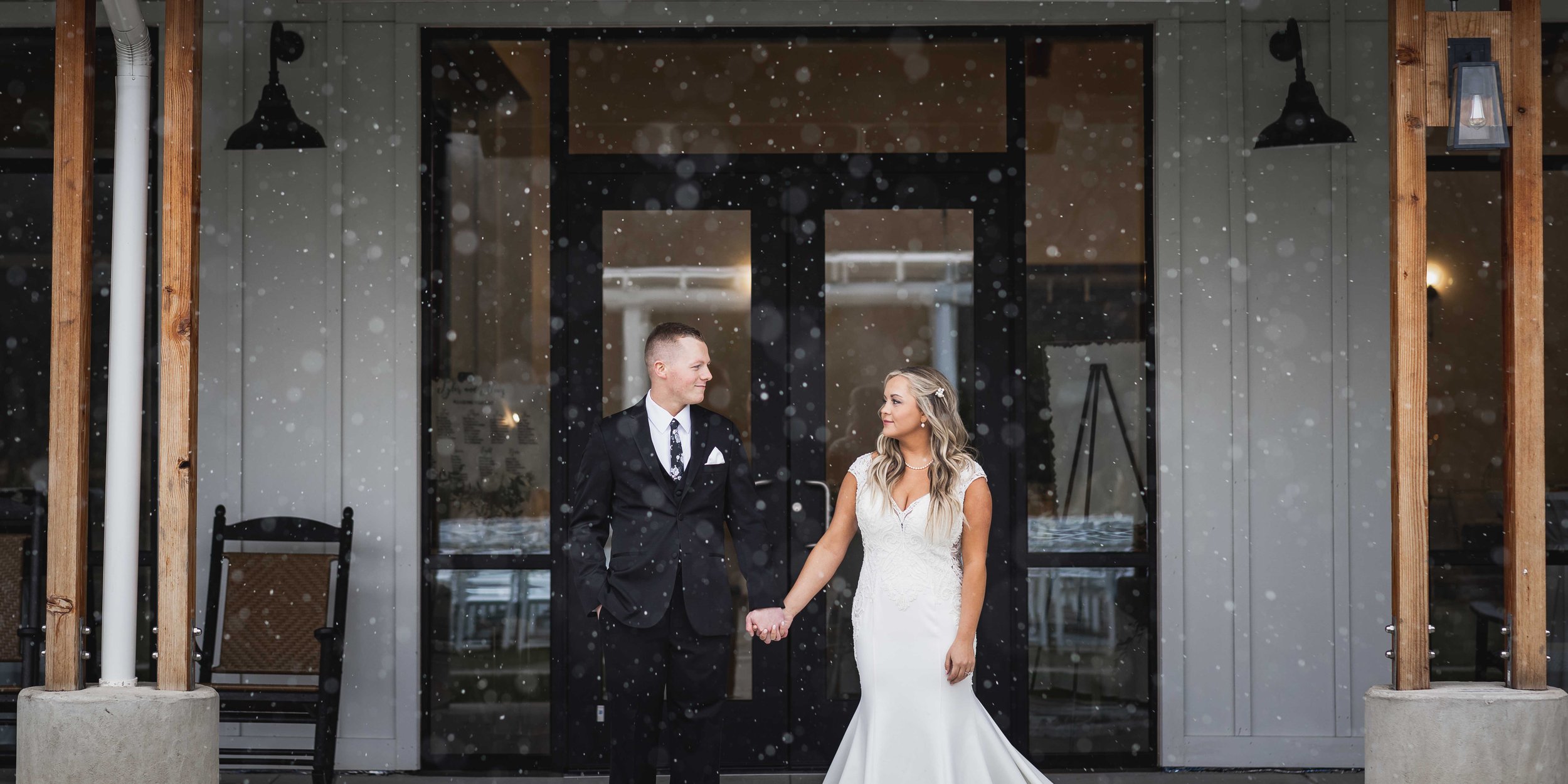 Michigan winter wedding