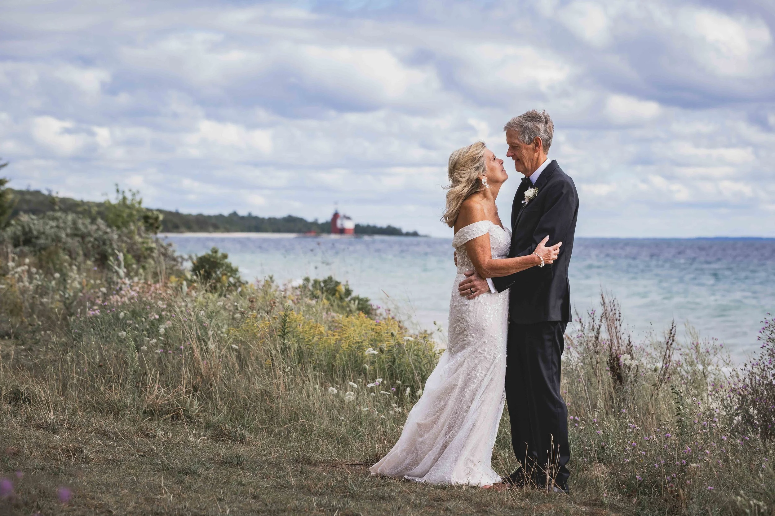 Christopher Deau Photography-Bride and Groom Wedding on Mackinac Island.jpg