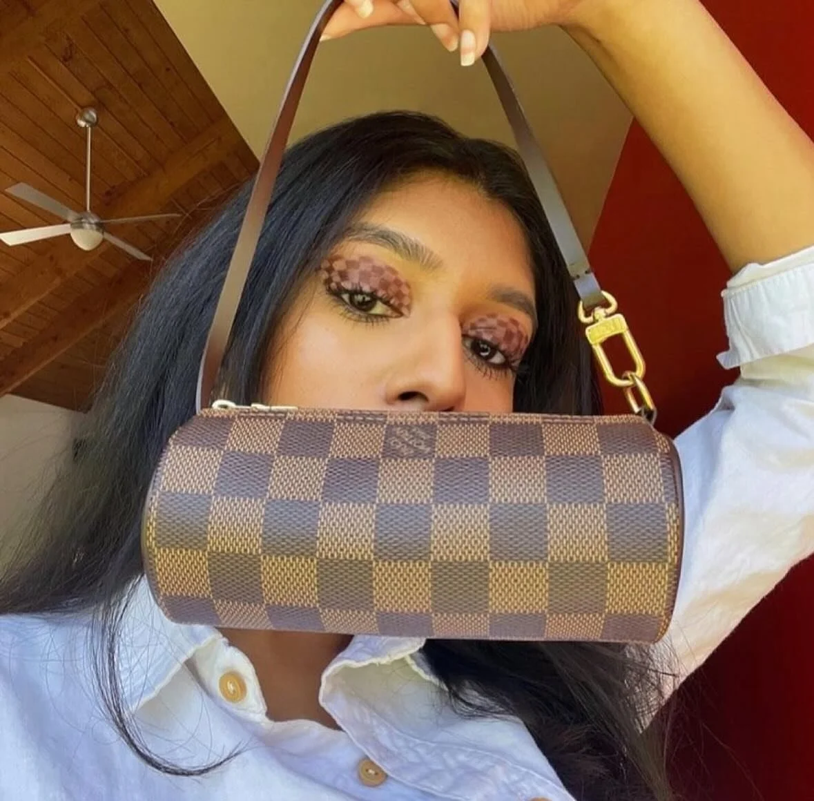 Matchy-matchy 👁️🤎👜

📷 @indiepeacock