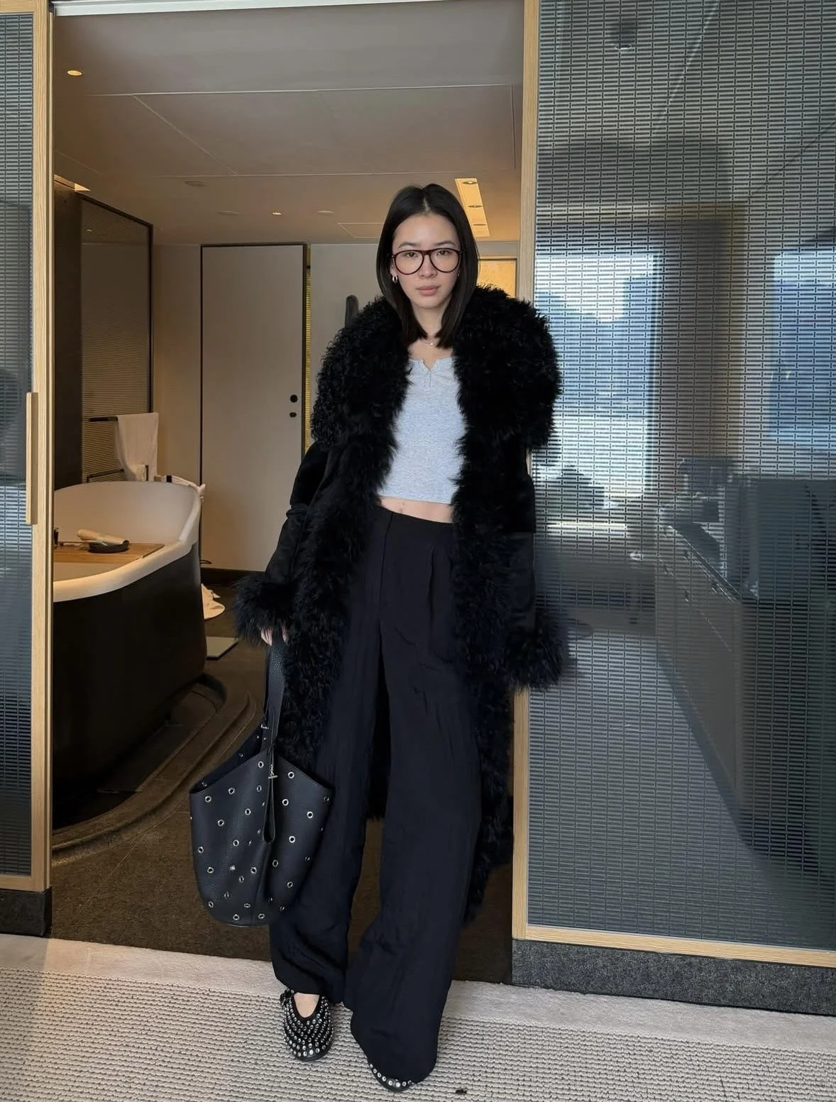 9 K-Style Influencers Redefining Seoul Street Style 