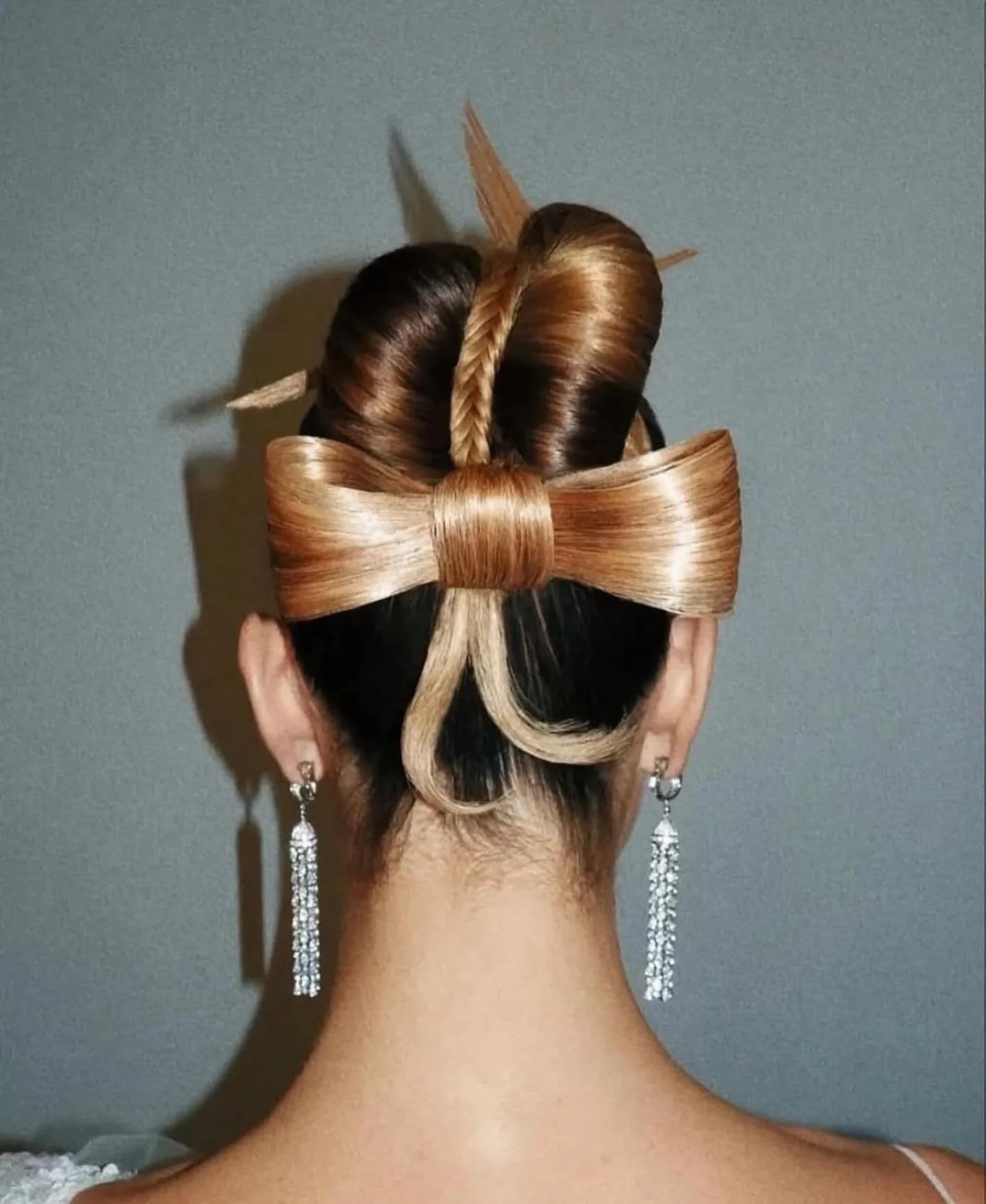 We hope your #2026 comes wrapped with a bow. ✨

📷 @halleybrisker