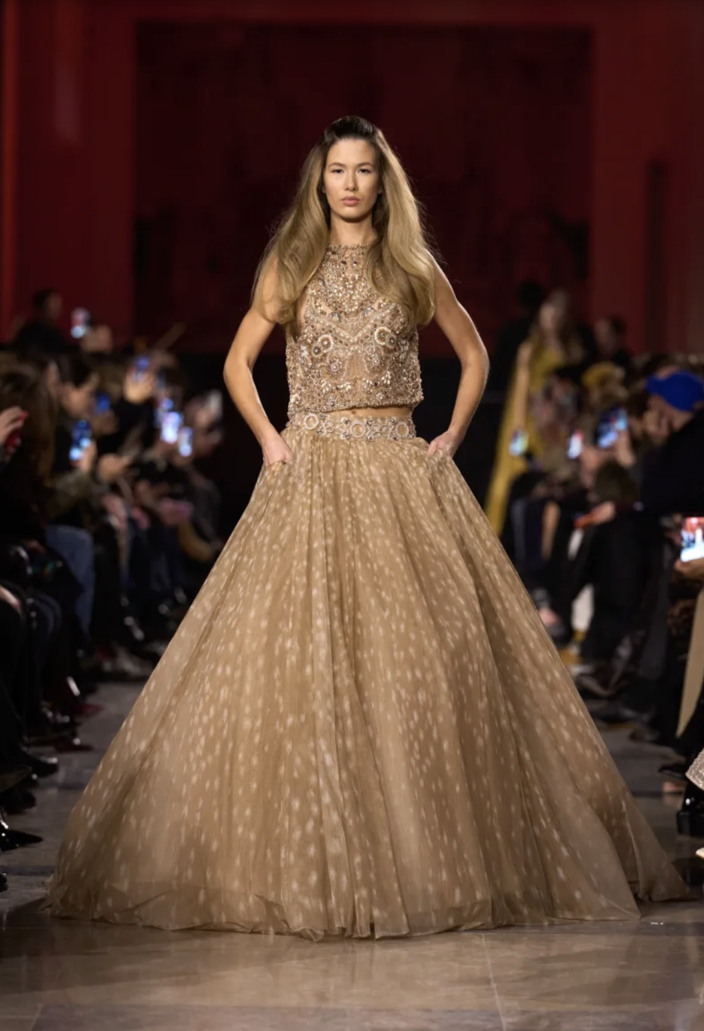 Elie Saab Spring 2026 Couture Is All Nostalgic and Jet-Set Glamour