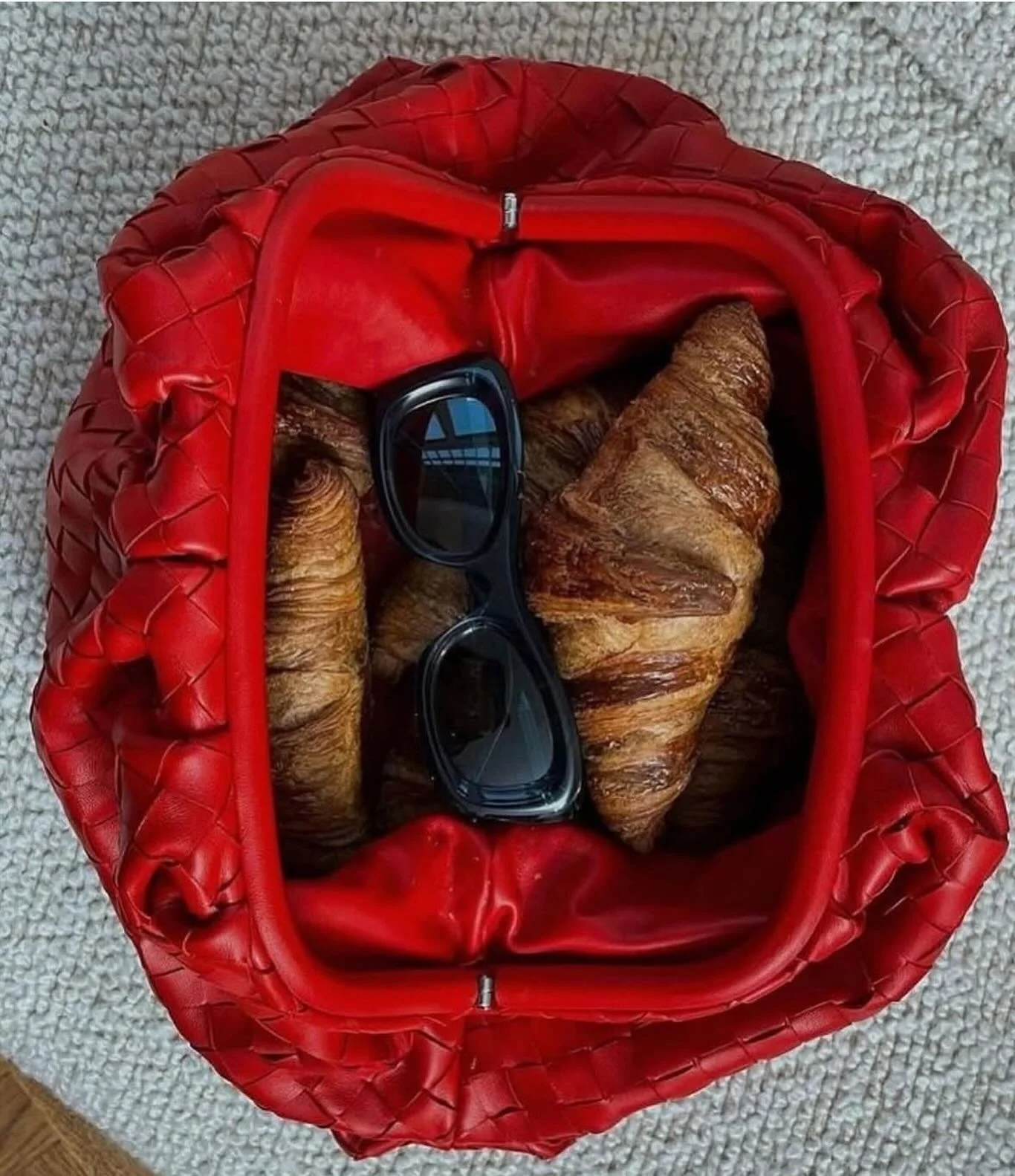 Breakfast in bag. 👜