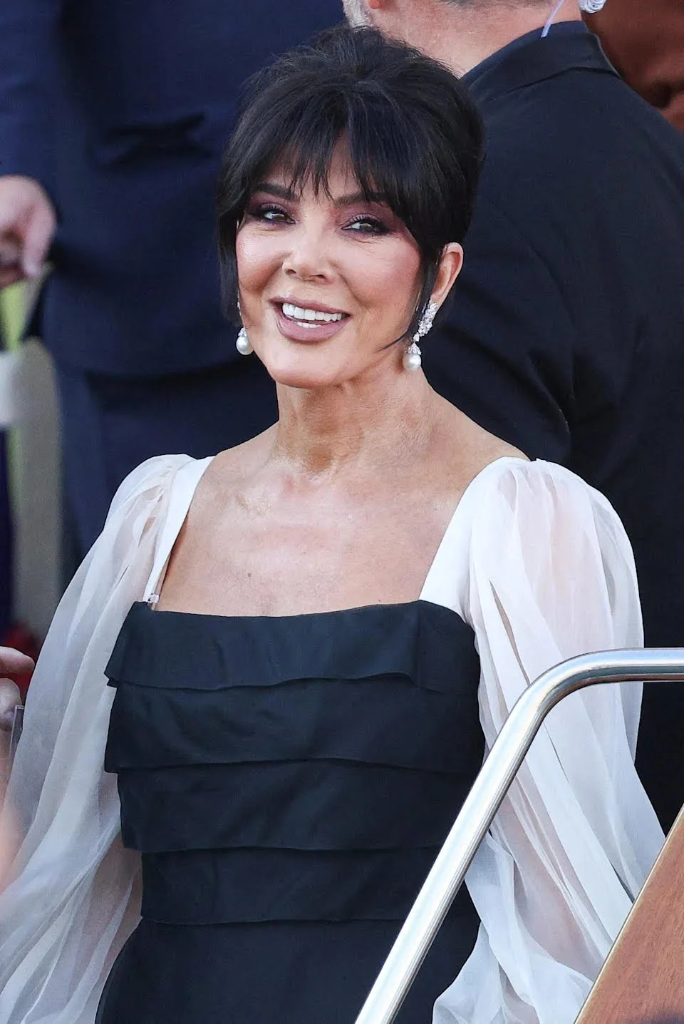 Kris Jenner Shuts Down Facelift Rumors: “I Love My Face”