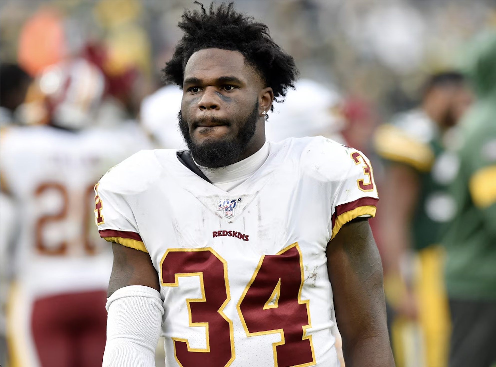 Former NFL Player Wendell Smallwood Granted Early Release to Be With Terminally Ill Daughter