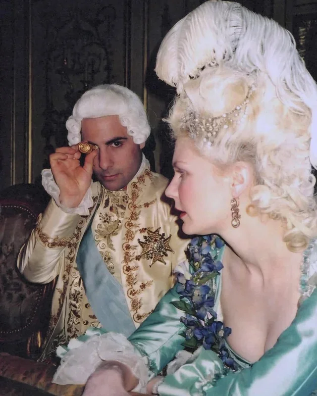 marie-antoinette-off-duty-10.webp