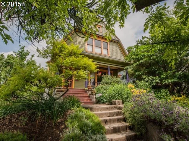 71 NE SAN RAFAEL ST.jpeg