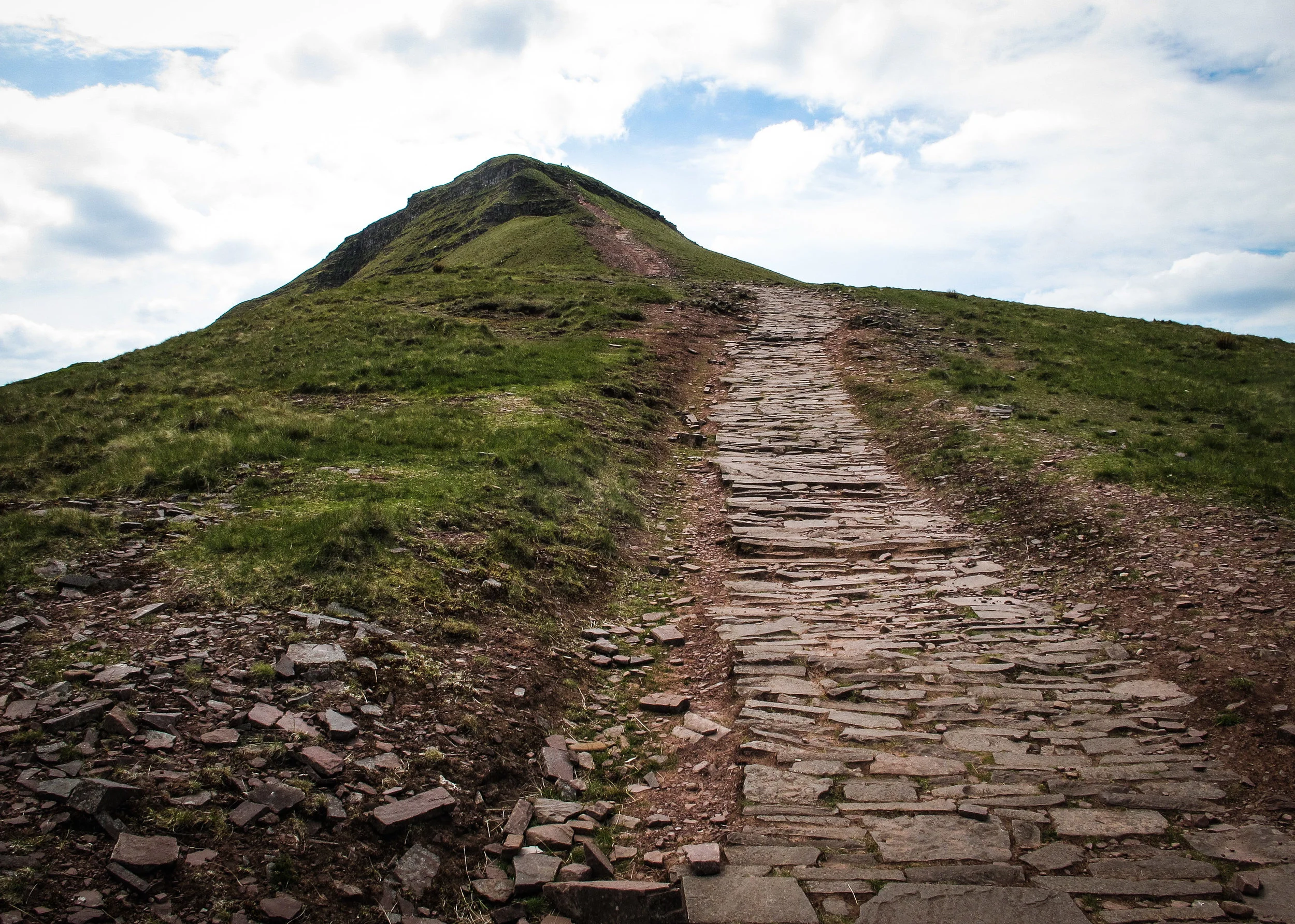 Wales_Low Res-84.jpg