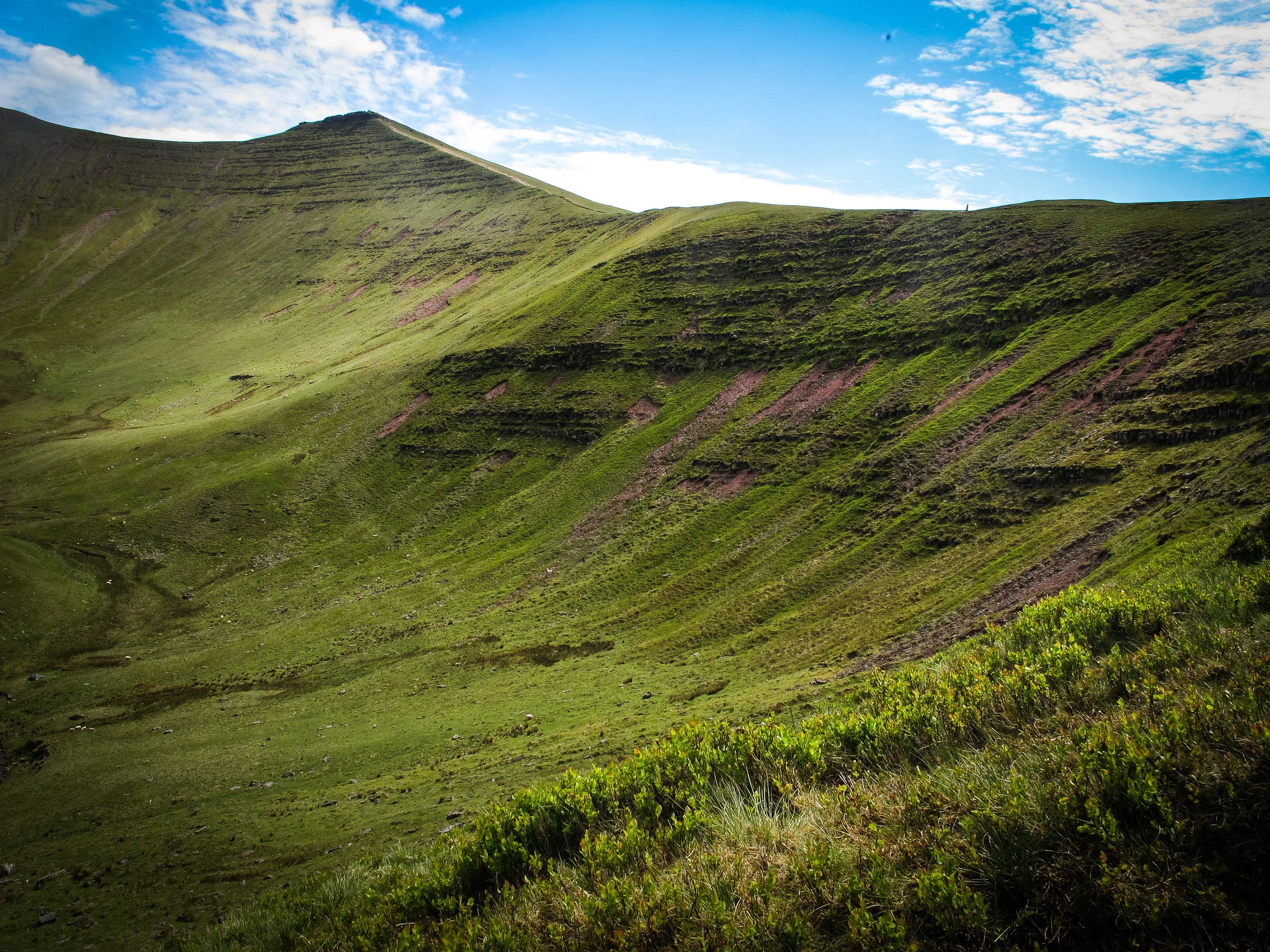 Wales_Low Res-124.jpg