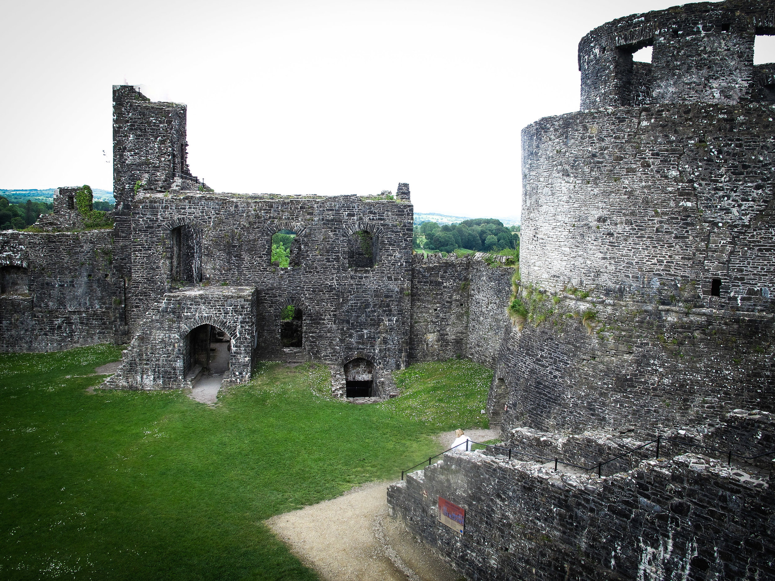 Wales_Low Res-283.jpg