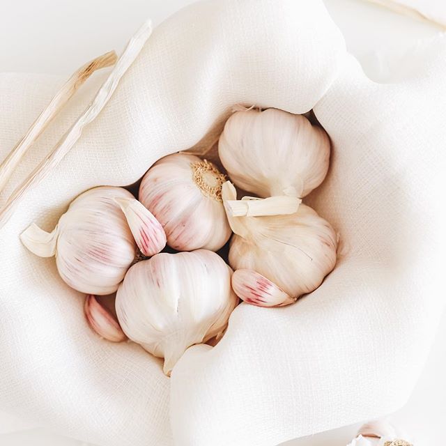 As the temperature begins to drop and we move closer to cold and flu season, make sure you have all the tools to keep your defensive qi strong this season. #wholefoodsupplements #weiqi #defensiveqi #acupuncture #entericcoatedgarlic #holistichealth #holisticlifestyle #holisticmedicine #nourishyourself #natureonly #nature_brilliance