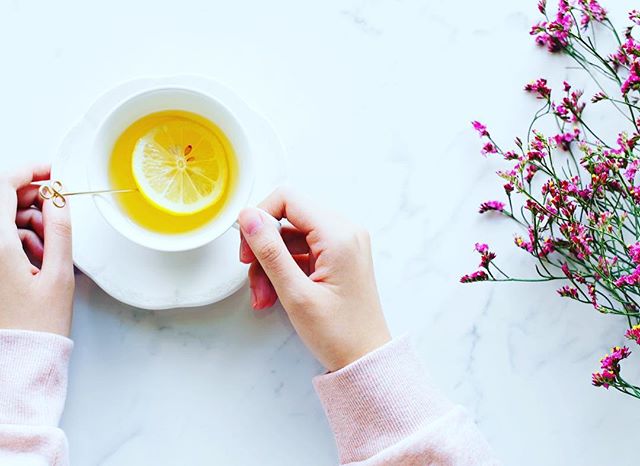 The last few weeks, the clinic has been filled with patients sick or recovering from cough related illnesses. Do you have the supplements at home to help you recover more quickly from the coughs that come with the colds and flu this season? #healing #health #wellness #chronicillness #foodismedicine #lifechangingfoods #healingsupplements #totalwellness #flurecovery #coughremedy