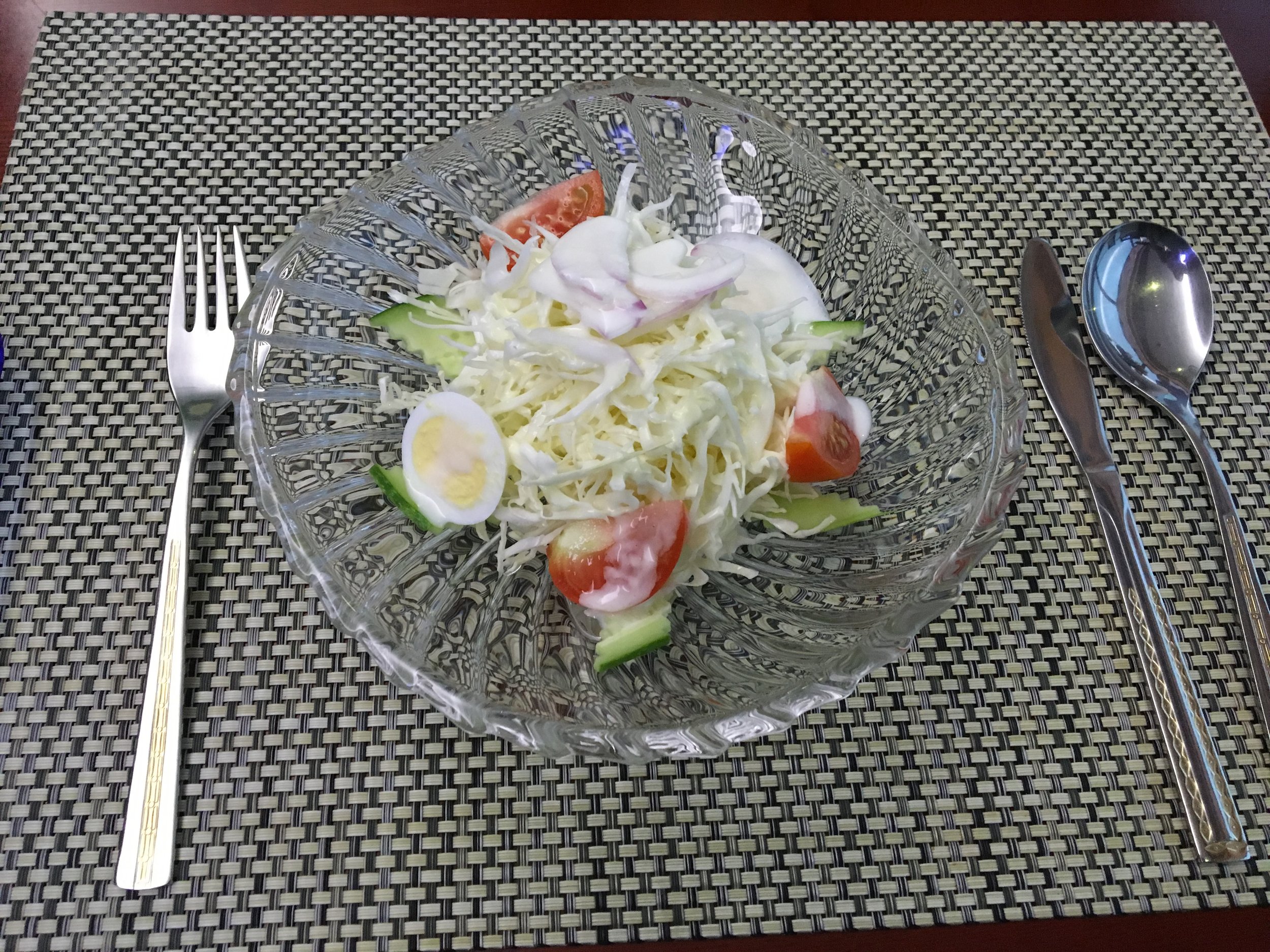 Salad with vinegar and mayo sauce