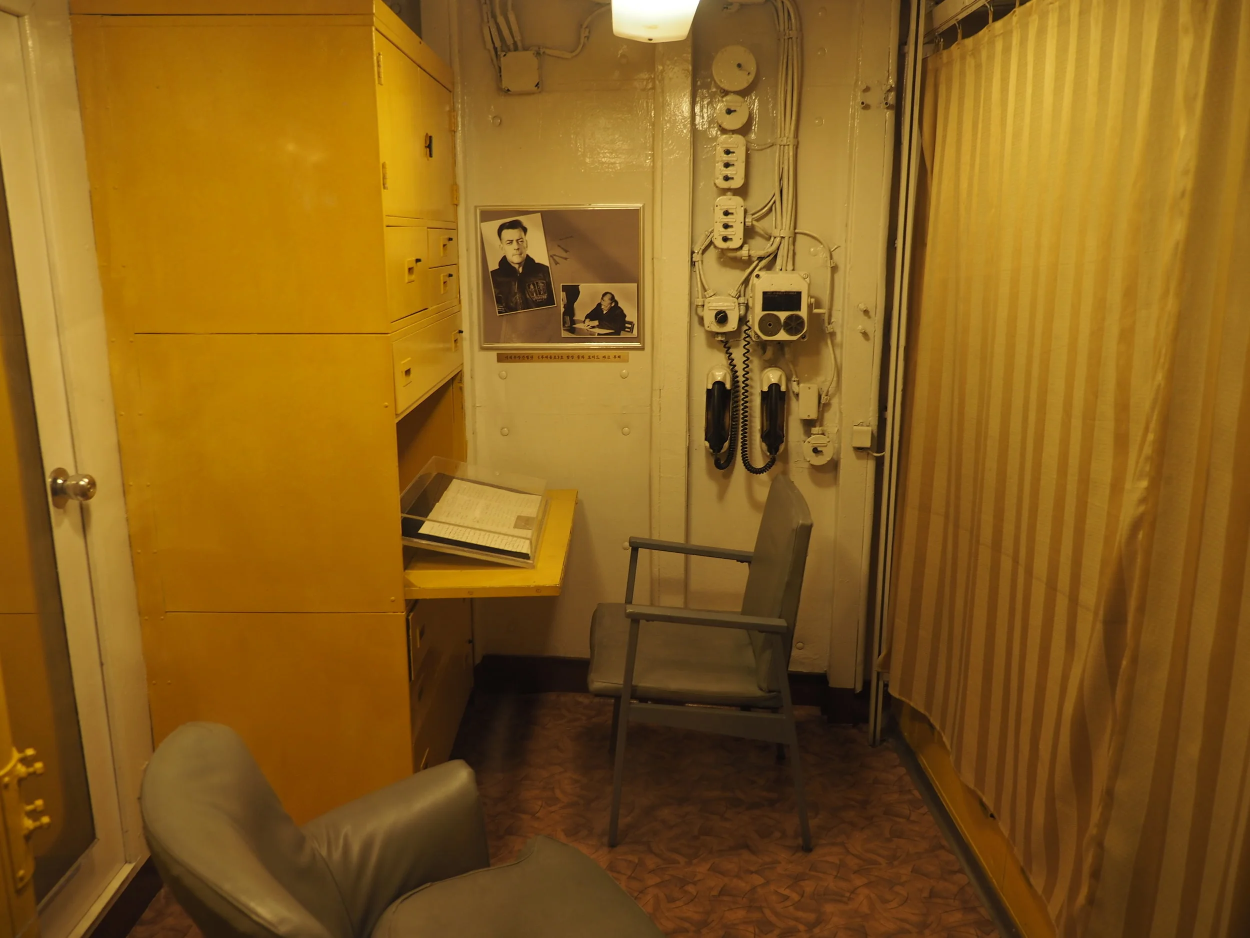  Captain's quarters 