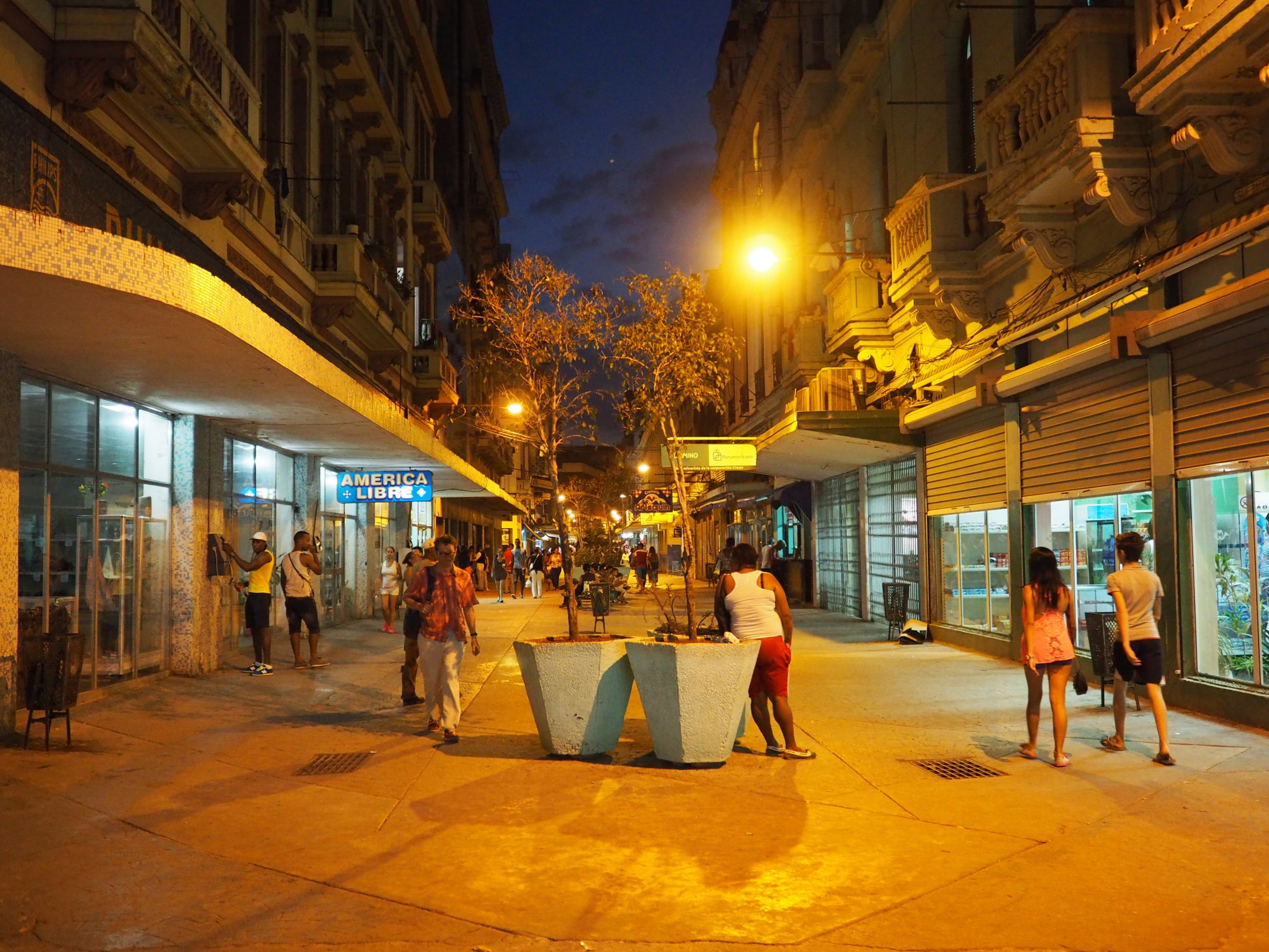 Pedestrian Street of San Miguel near the wifi park