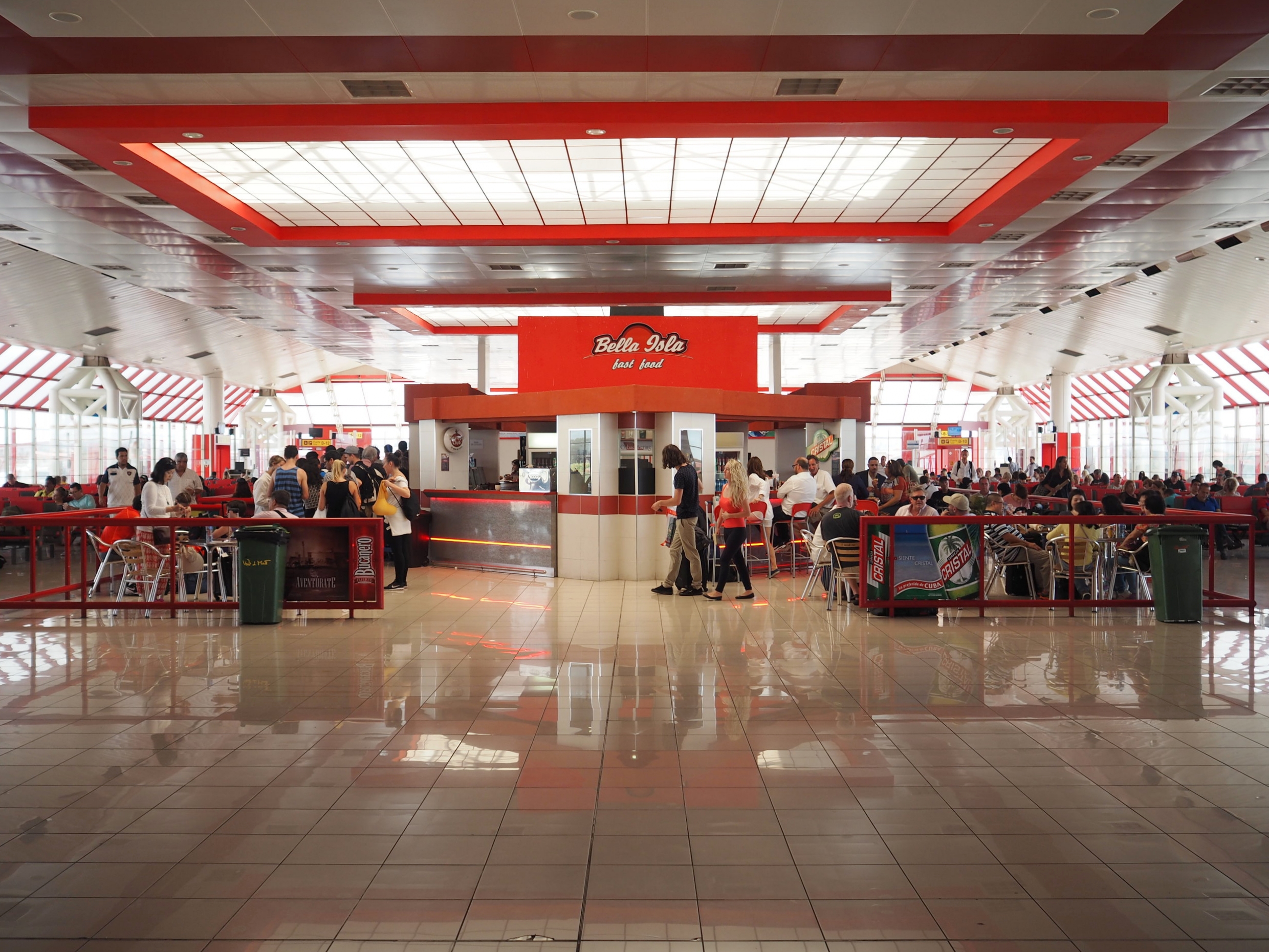 Havana airport food court