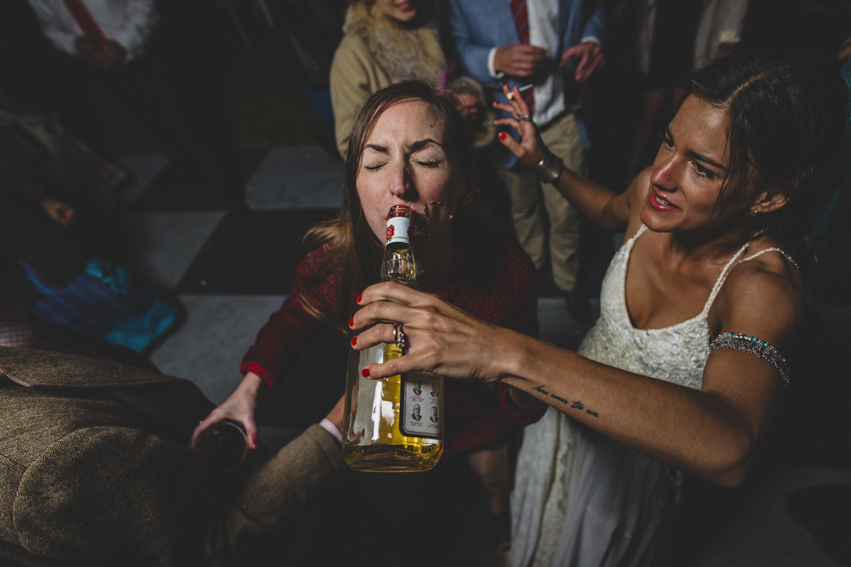 15025051-2.jpg