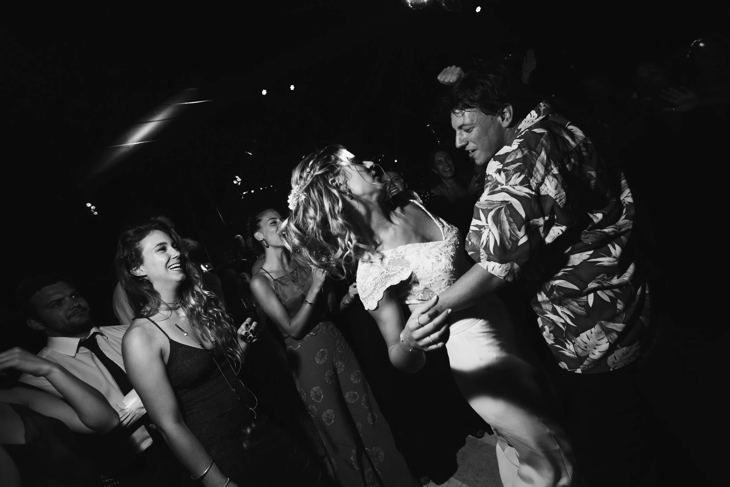 12011506-2.jpg