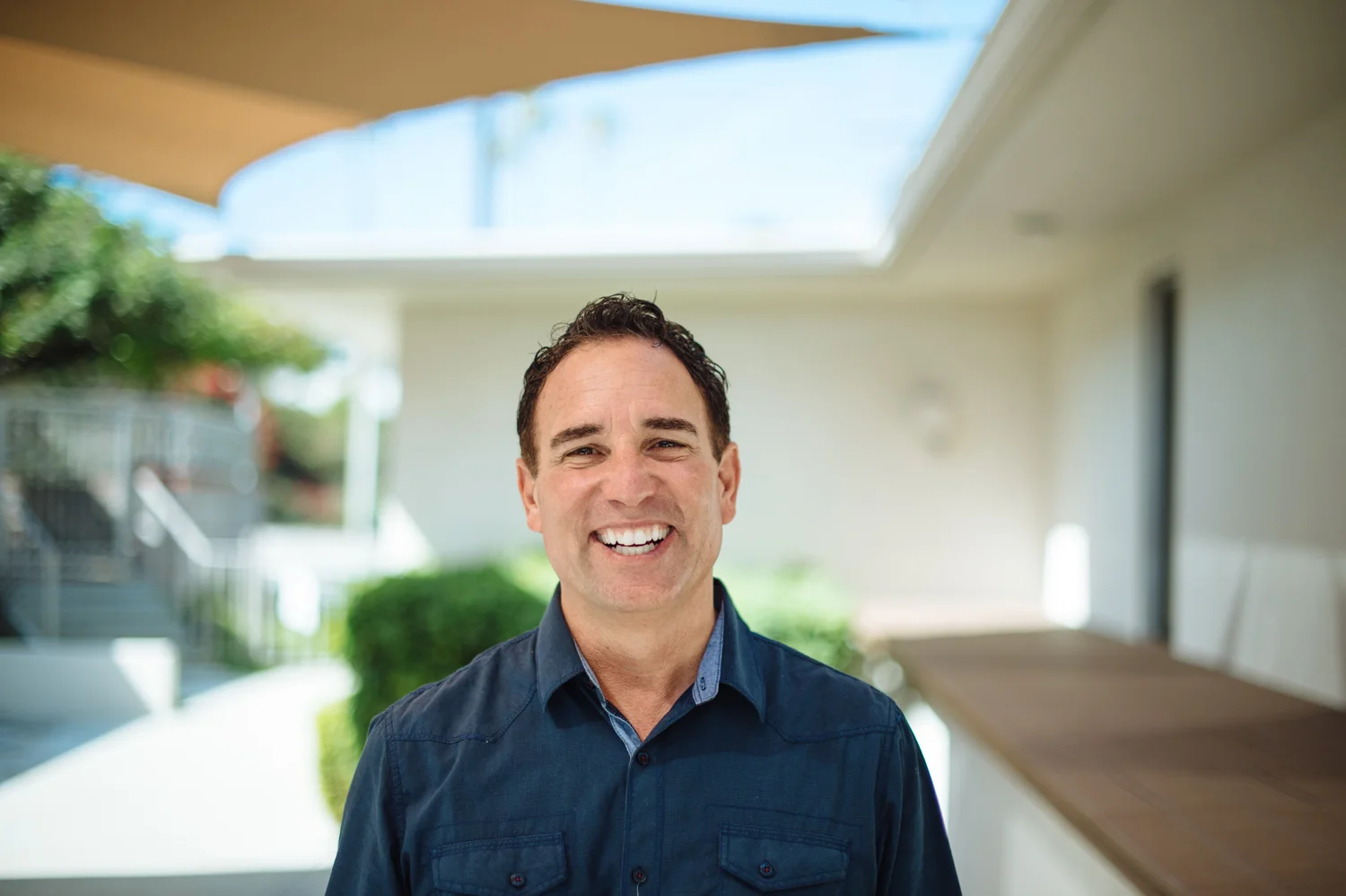 Dr. Jacques Molyneux Senior Pastor