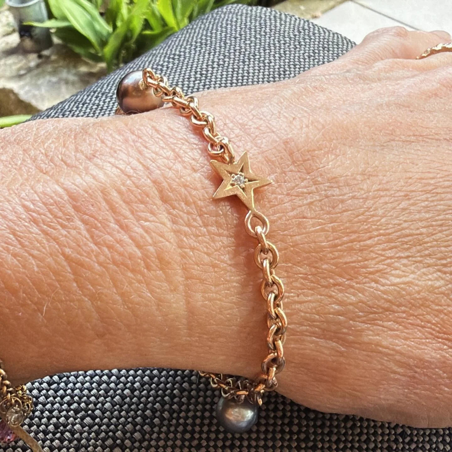 #bracelet in #ros&eacute; #gold #tahiti #pearls #finejewelry #jewelry #goldsmith #handmade #alexakoleschjewellery