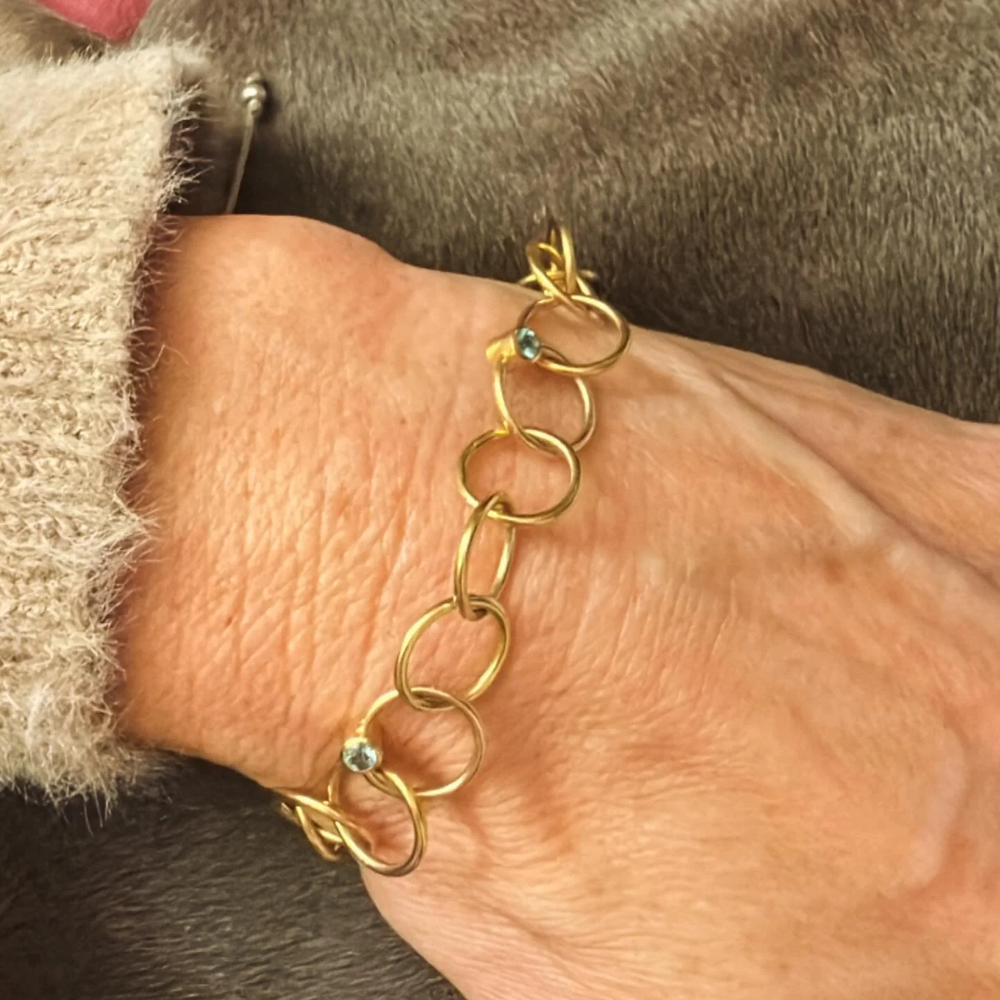 #bracelet in #gold with #aquamarine #handmade #jewellery #jewelry #design #alexakoleschjewellery