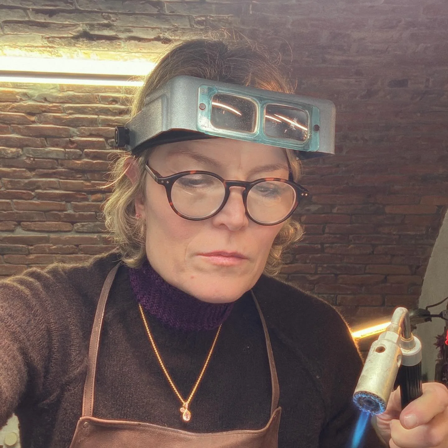 #work #handmadewithlove❤️ #goldsmith #jewellerydesign #alexakoleschjewellery