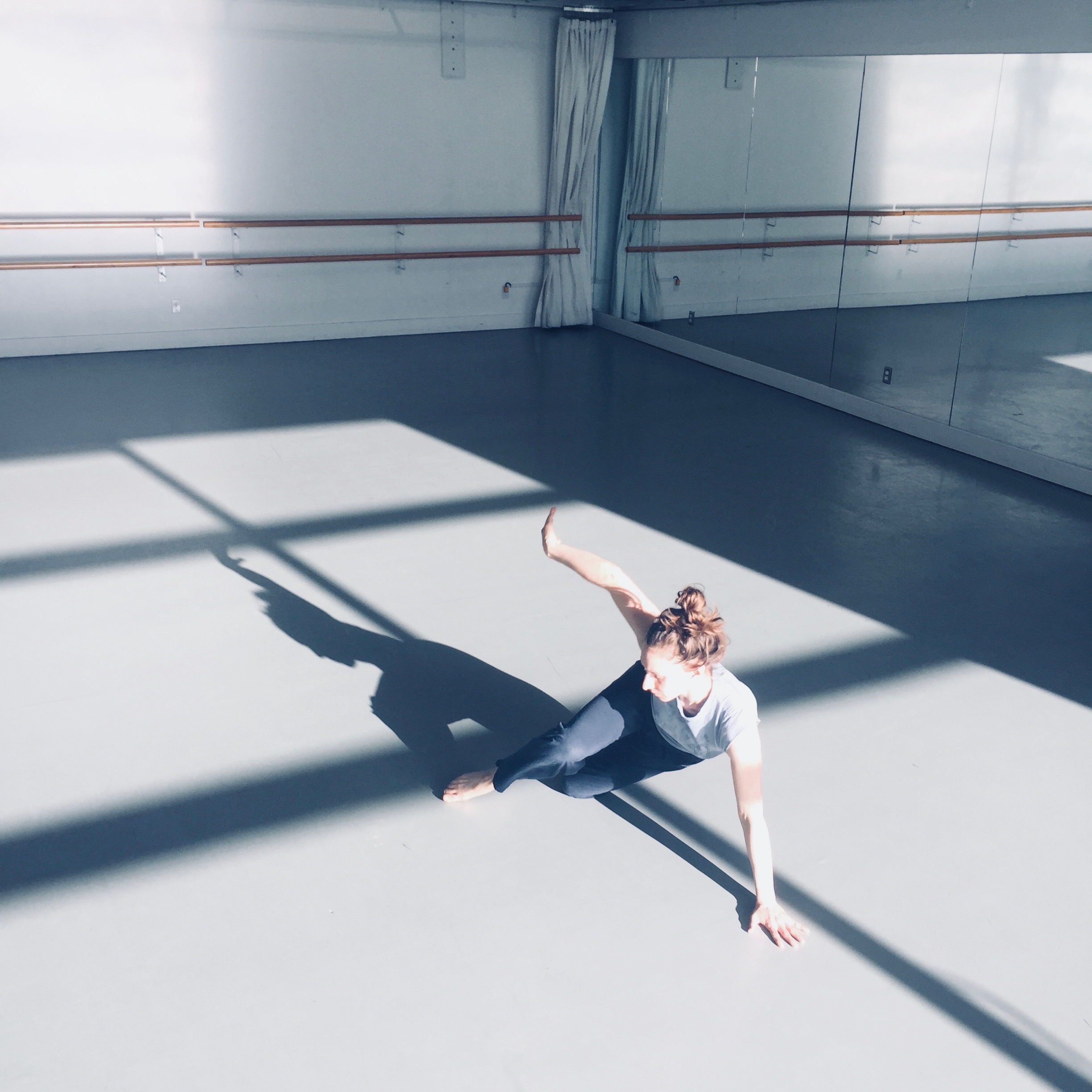Sénescence (in-process) Created and performed by Olivia Shaffer at 12 Minutes Max February 2018 image credit: Hilary Maxwell