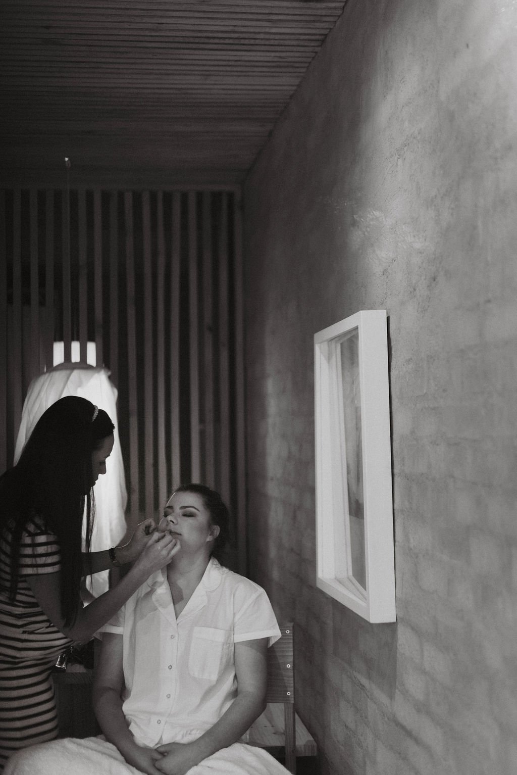 Gettingready-14.jpg