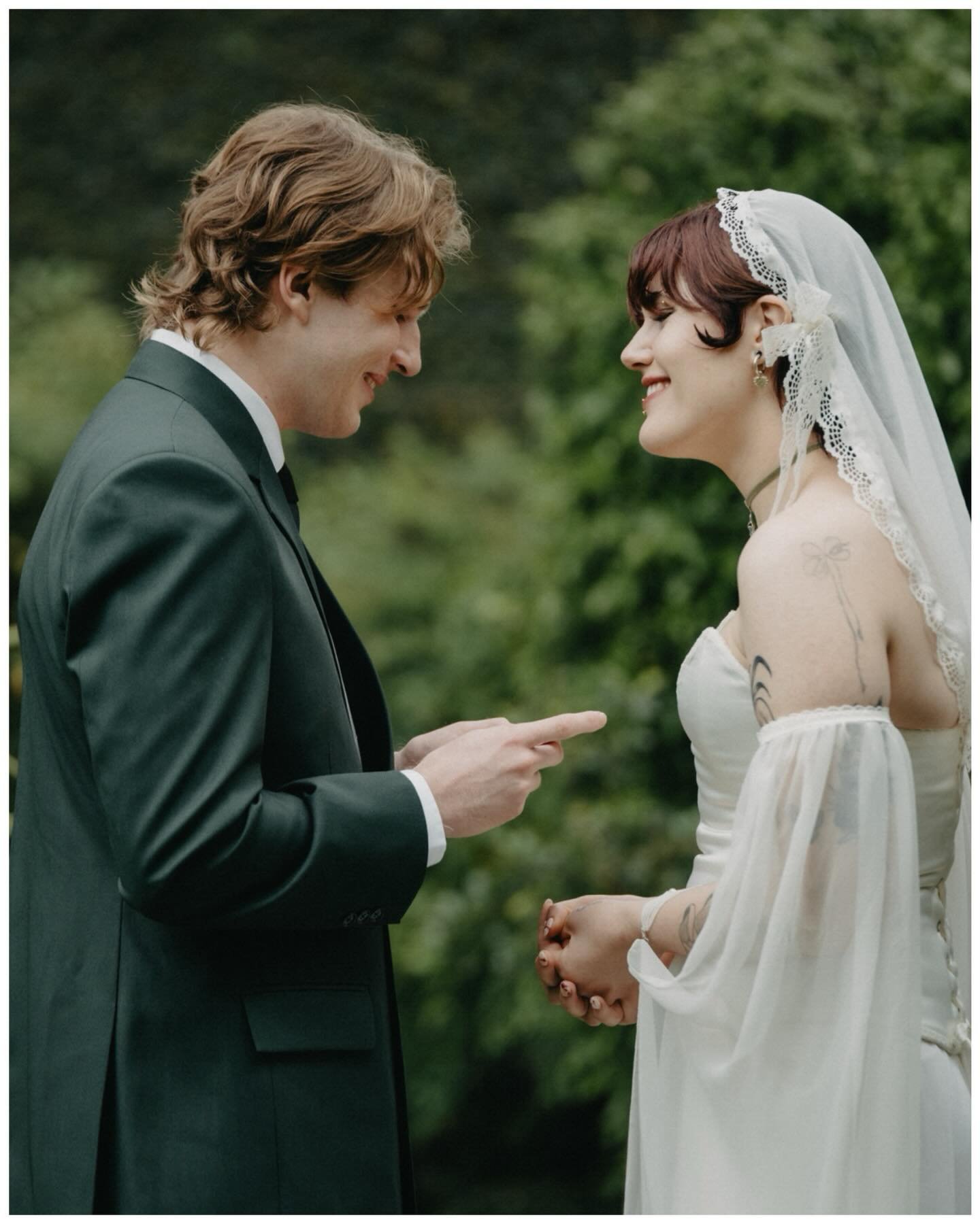 THEM

I sobbed my eyes out when Jocelyn and Tarquin saw each other for the first time before the ceremony ,
I felt their love. It&rsquo;s pure and unfiltered.
They are so unique in their ways and perspectives, bringing a freshness into the wedding da