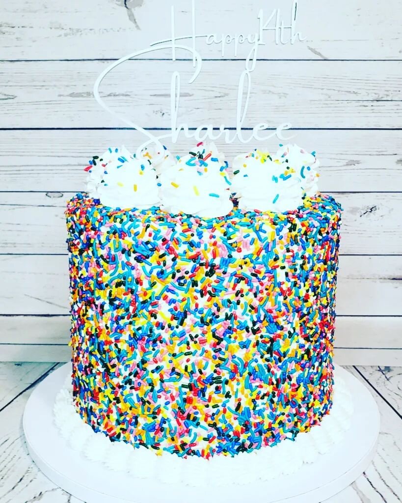 Have a WONDERFUL 14th birthday, Sharlee! #sprinklecakes #confetticakes #dessertfirstlady #dessertfirst #ieatdessertfirst #michiganbaker #michigancustomcakes