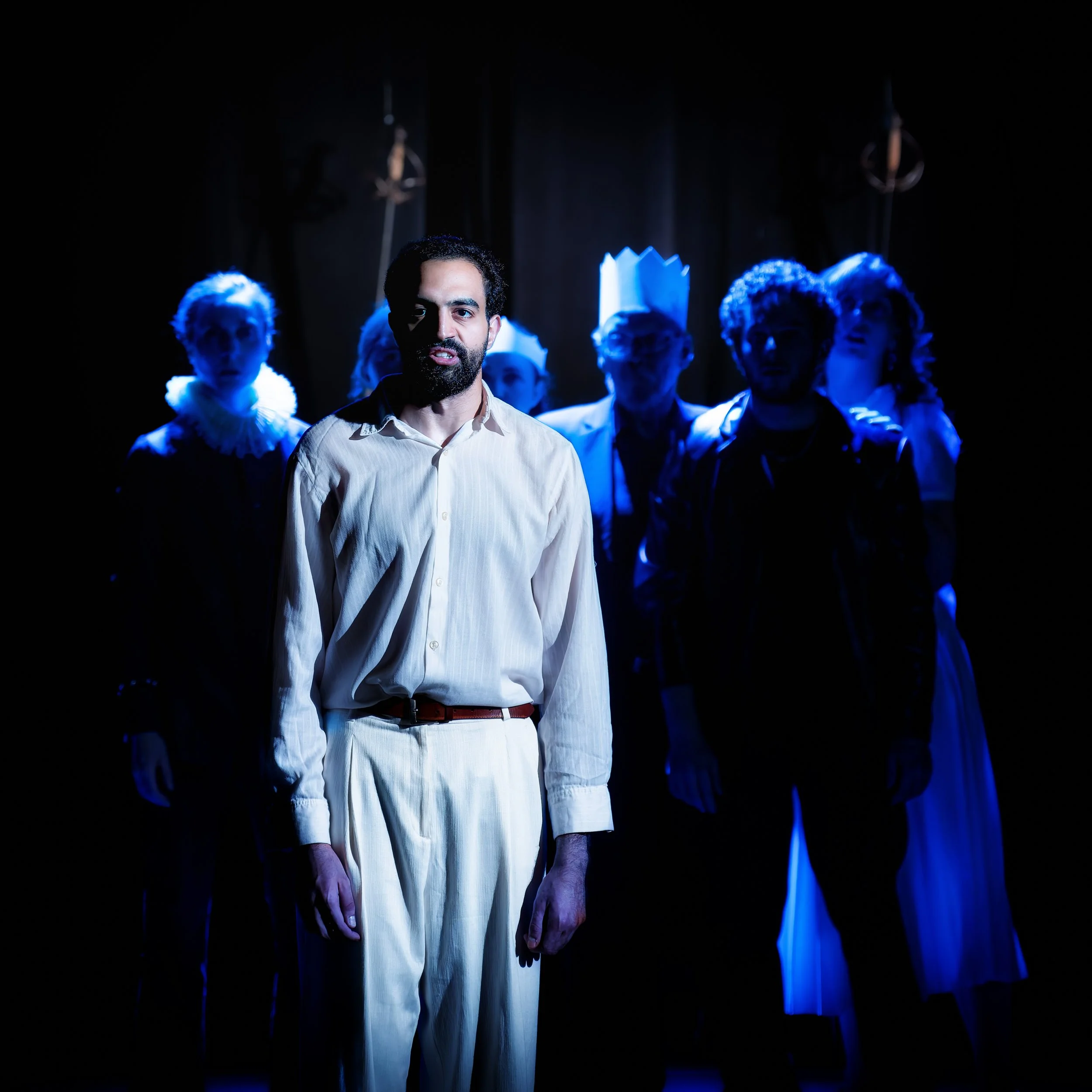 HamletRedux_22_PragueShakespeare.jpg