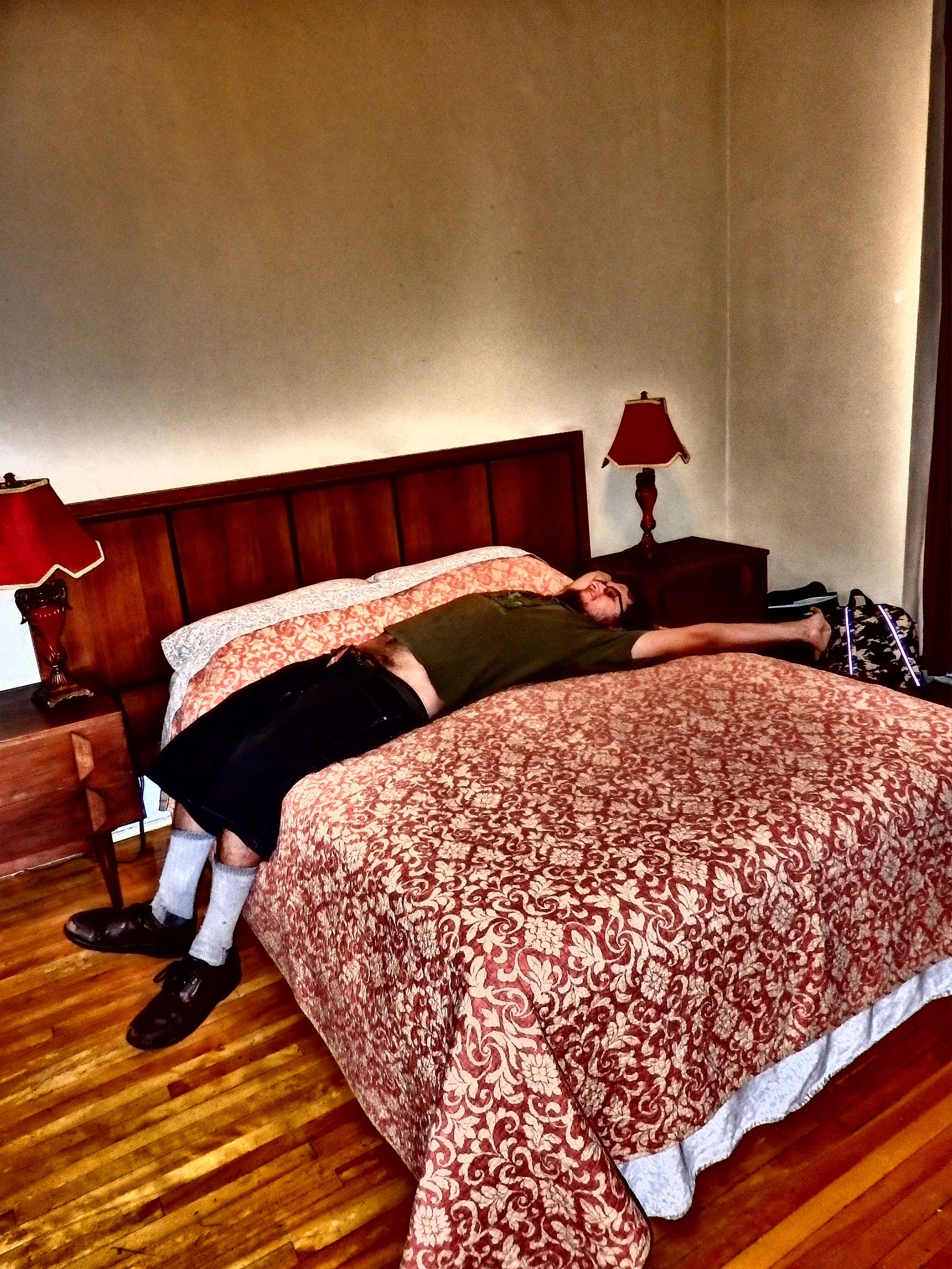  Our private bedroom. JJ is happy to find our home base and settles down for a few minutes. 