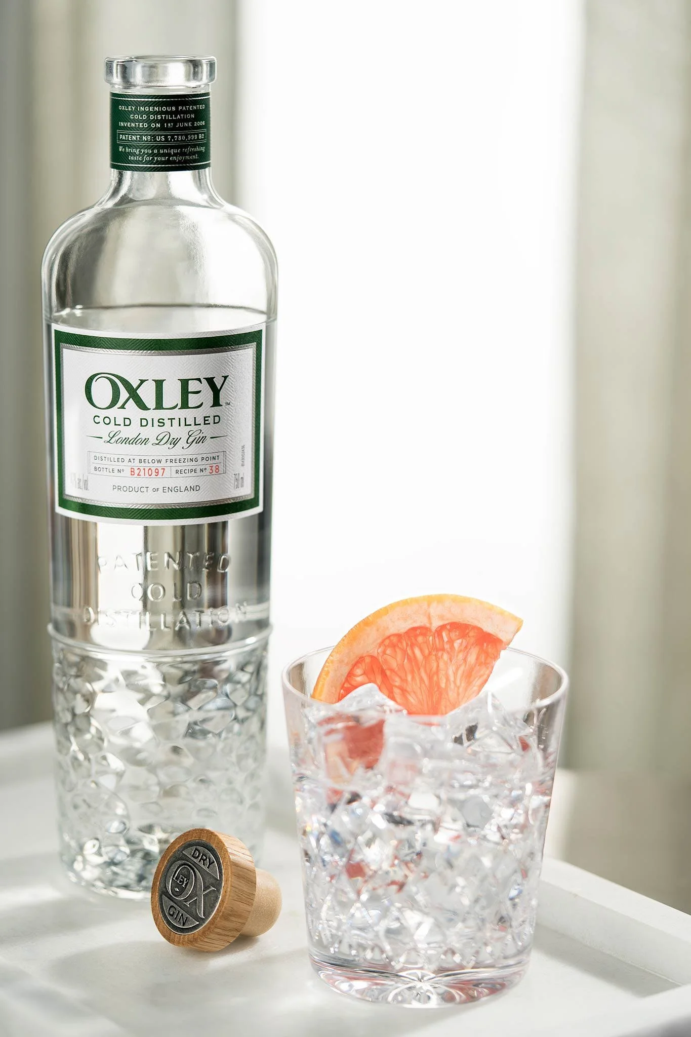 oxley_gin.jpg