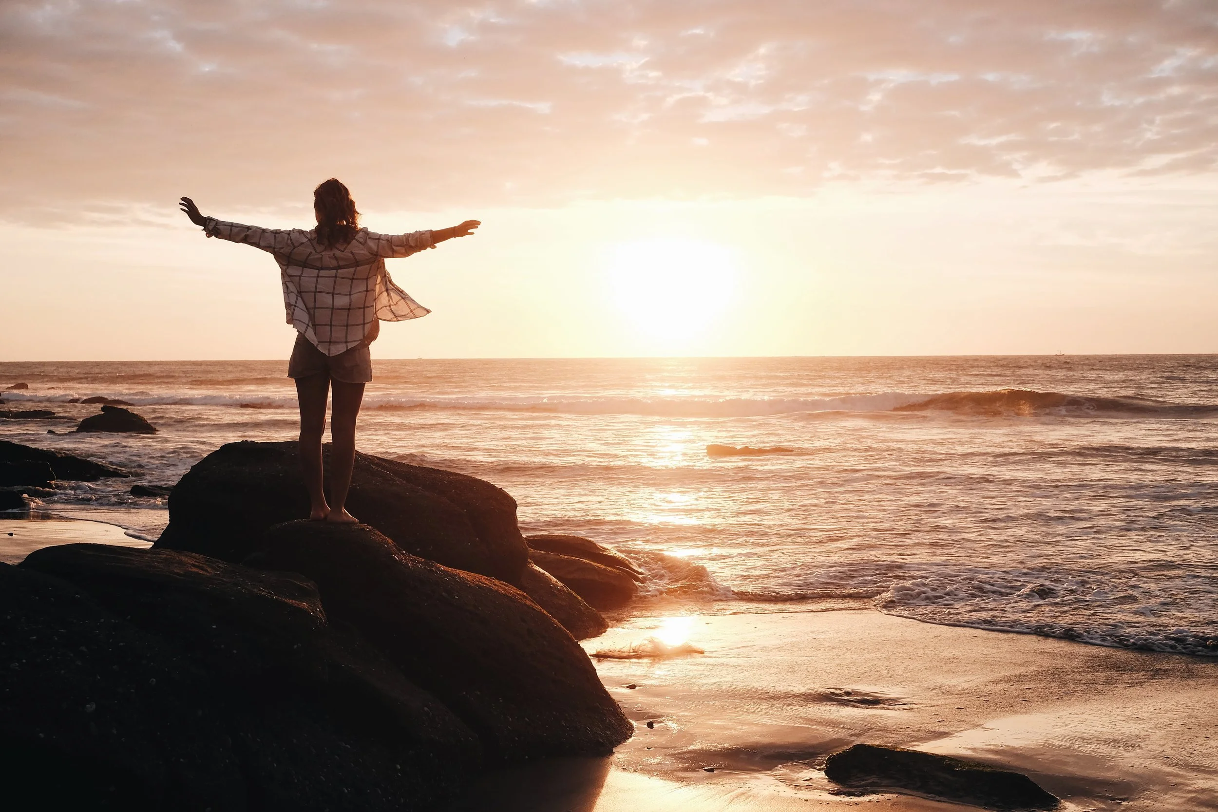 woman at ocean.jpeg
