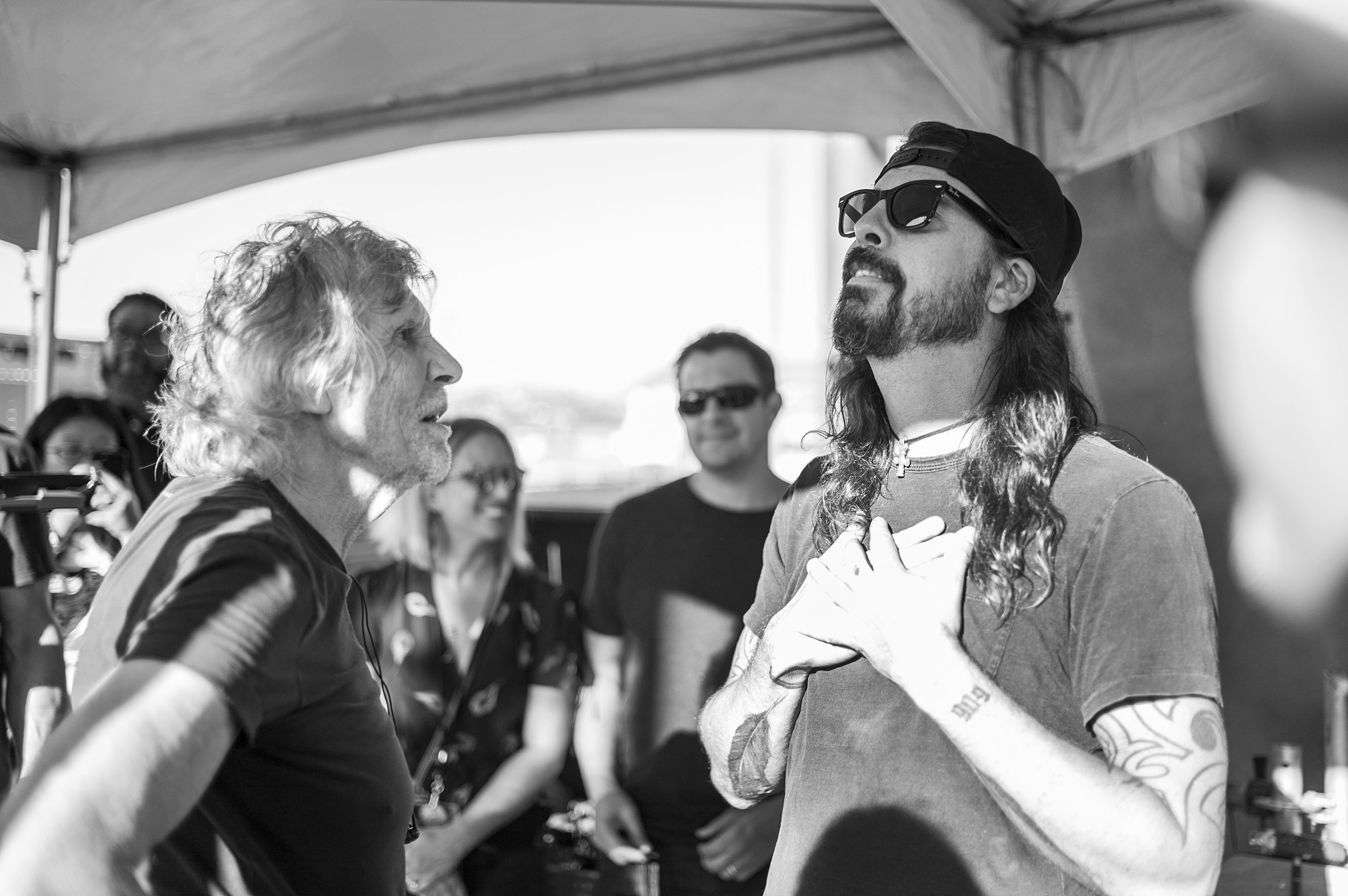 Dave Grohl speaks with The Zombies Backstage