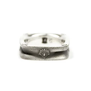 Icon Chevron Band Ring, Sterling Silver, 6MM RU900341 - John Hardy