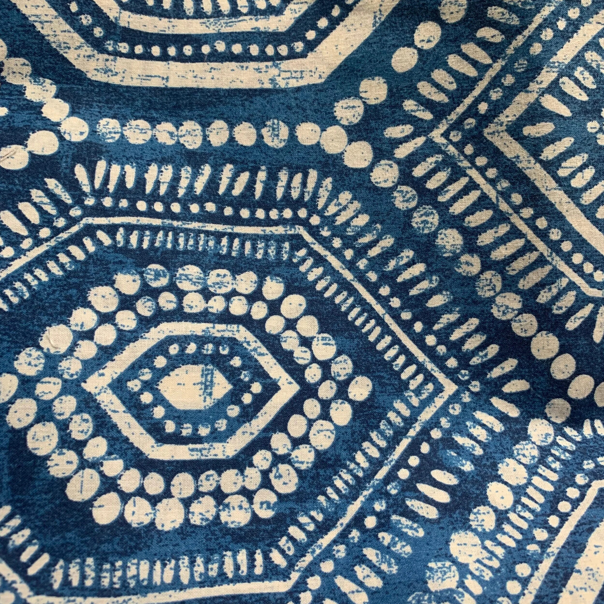 Blue_white.jpg