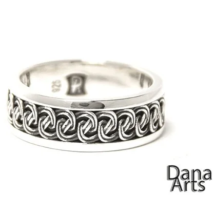 Simple celtic ring