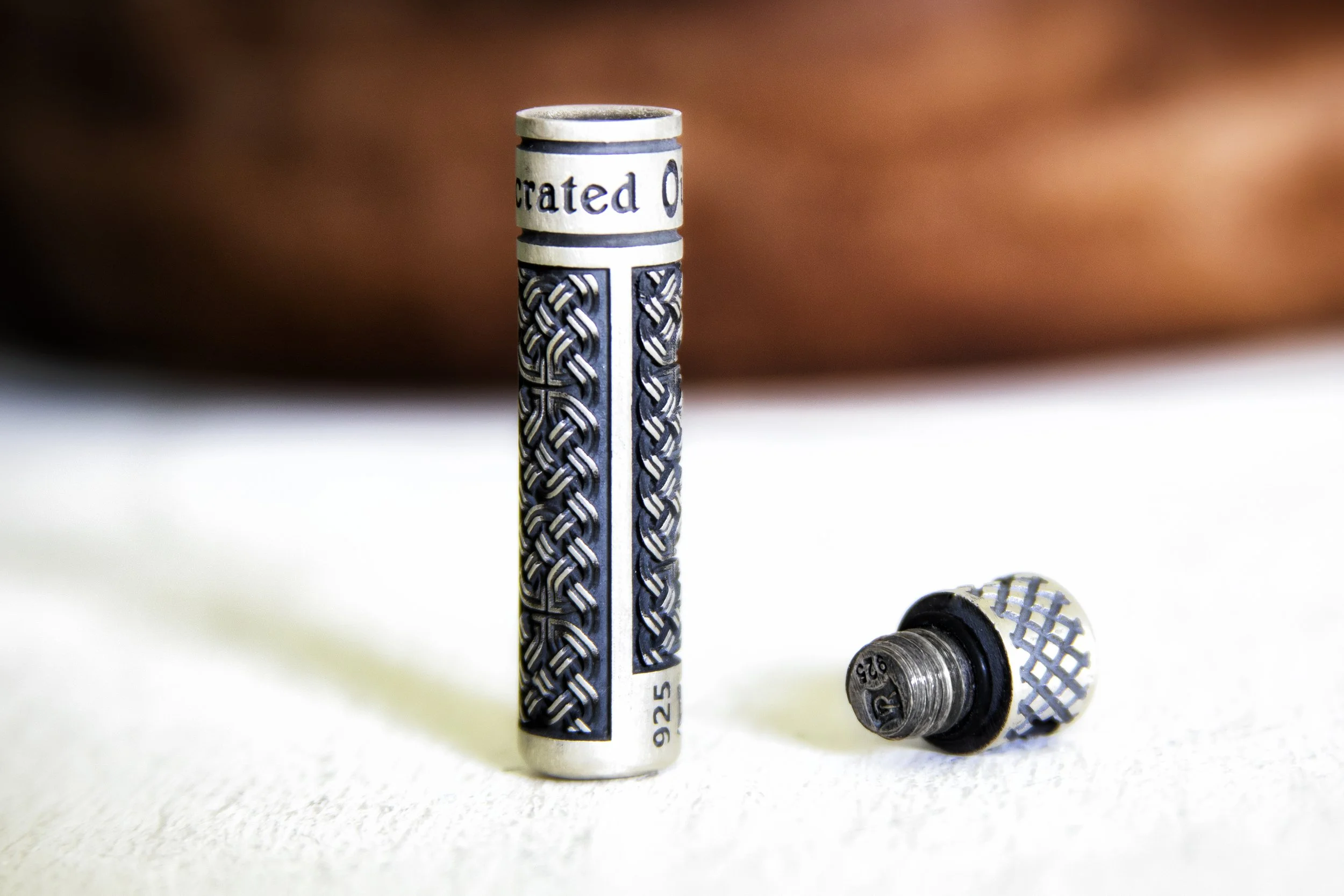 Celtic_Vial_SS_b.jpg