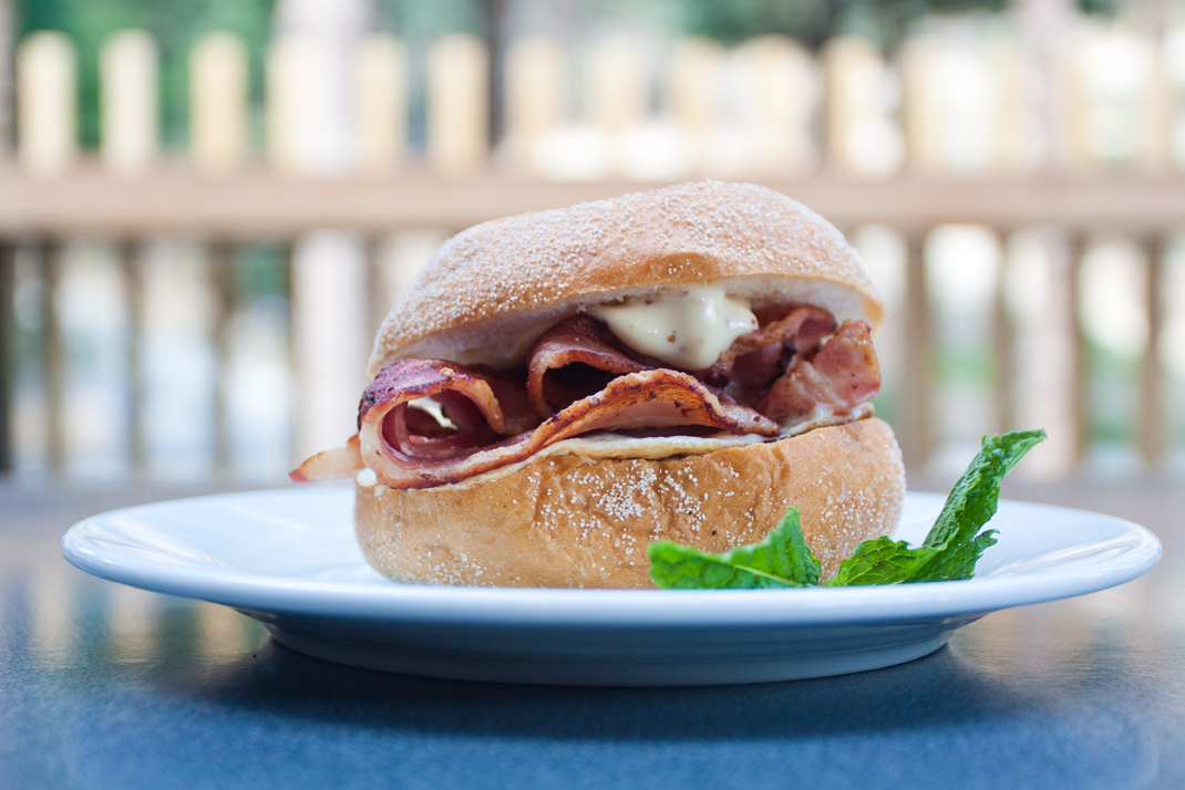 Cafe_Bacon_Bap_07.jpg