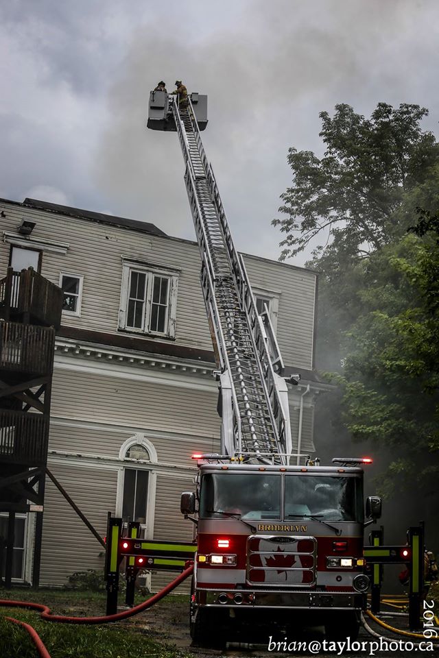  Tower 6 on scene of a stuctre fire in Windsor 