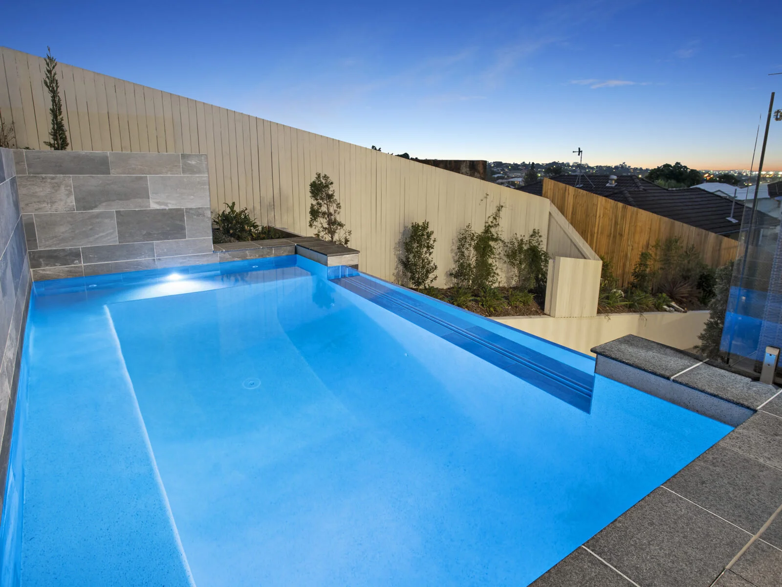 Clear Cloudy Pool Water